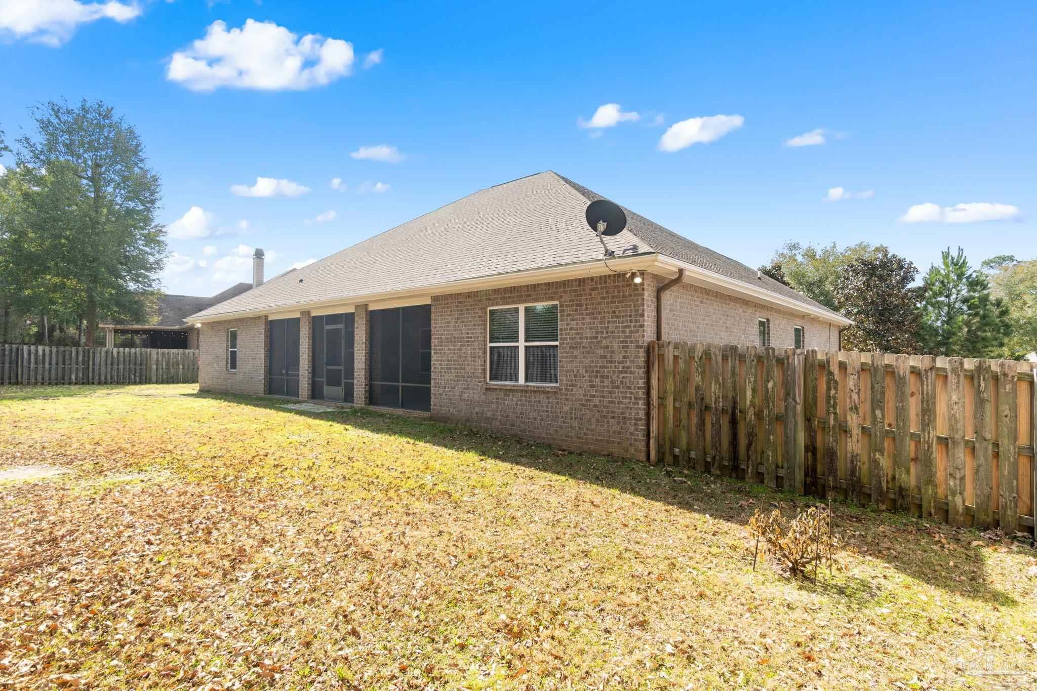 8718 Foxtail Loop