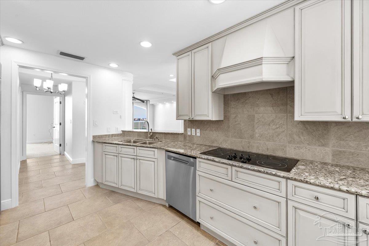 721 Pensacola Beach Blvd Unit: 502