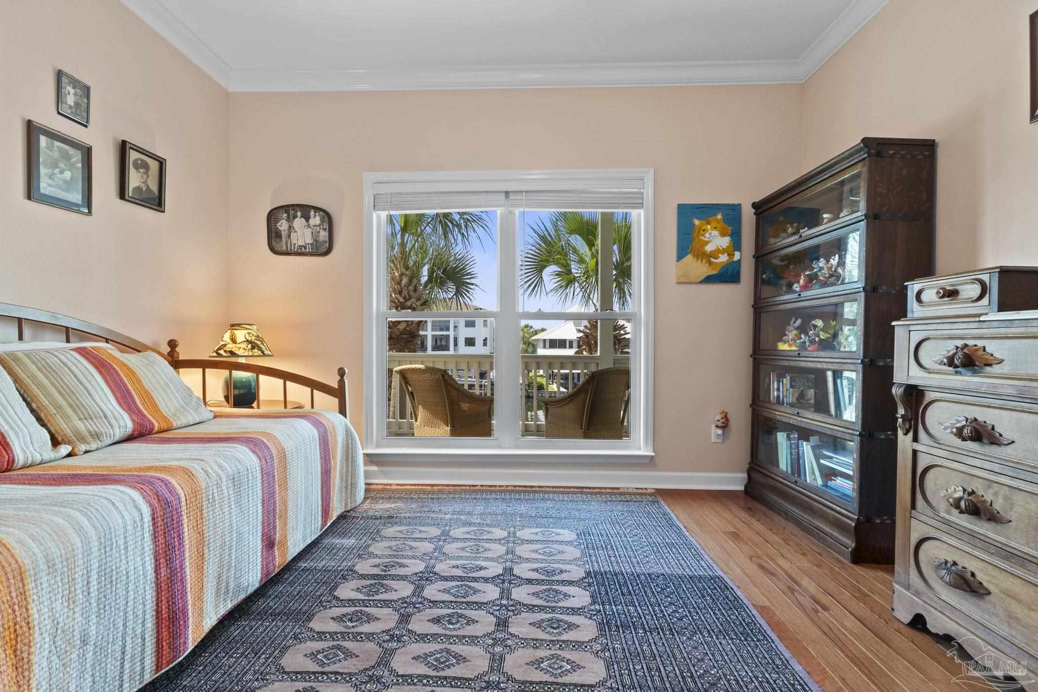 1066 Ft Pickens Rd