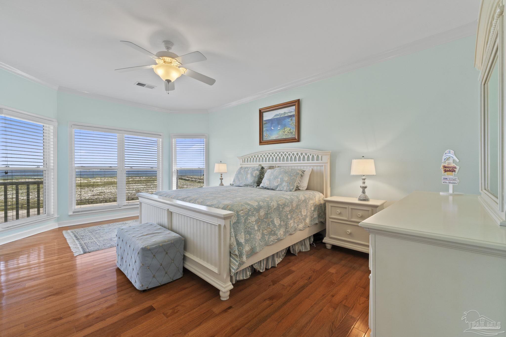 1066 Ft Pickens Rd
