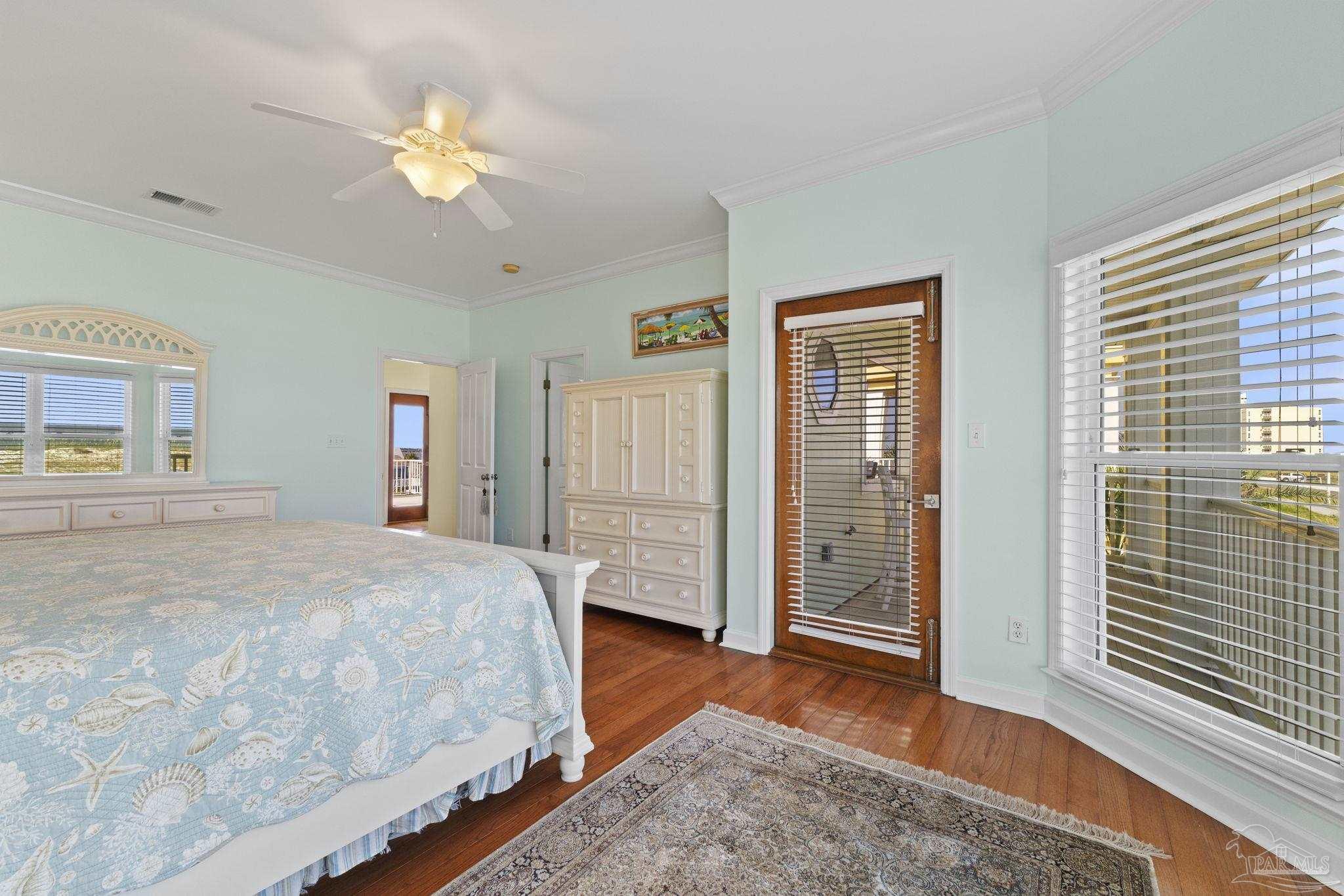 1066 Ft Pickens Rd