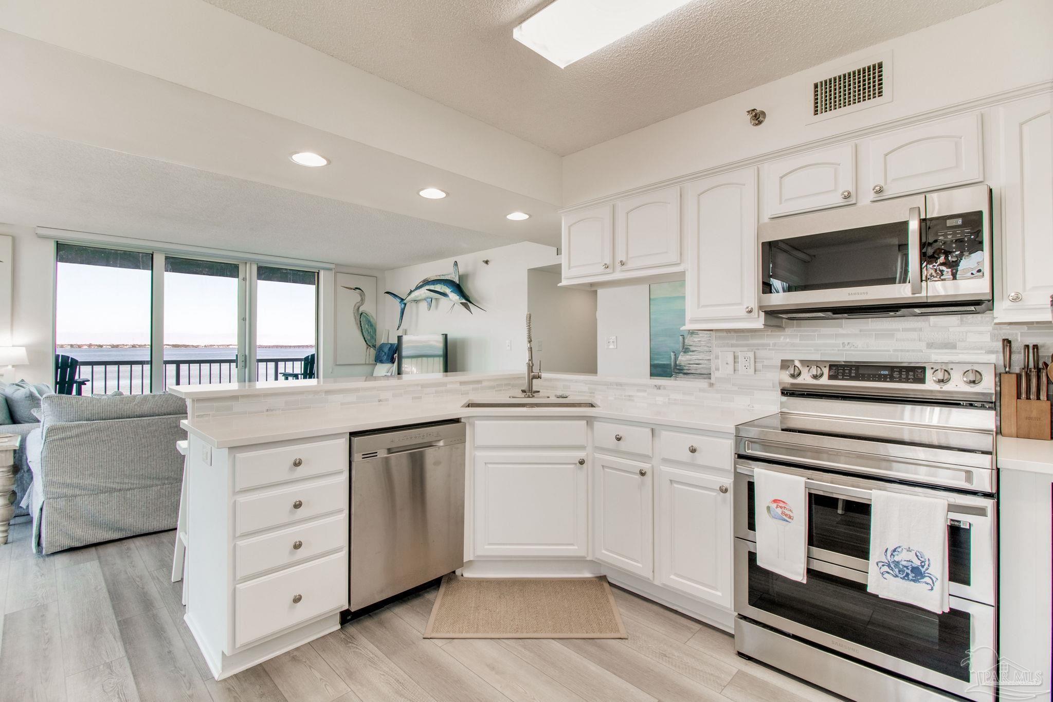 1200 Ft Pickens Rd # 1A