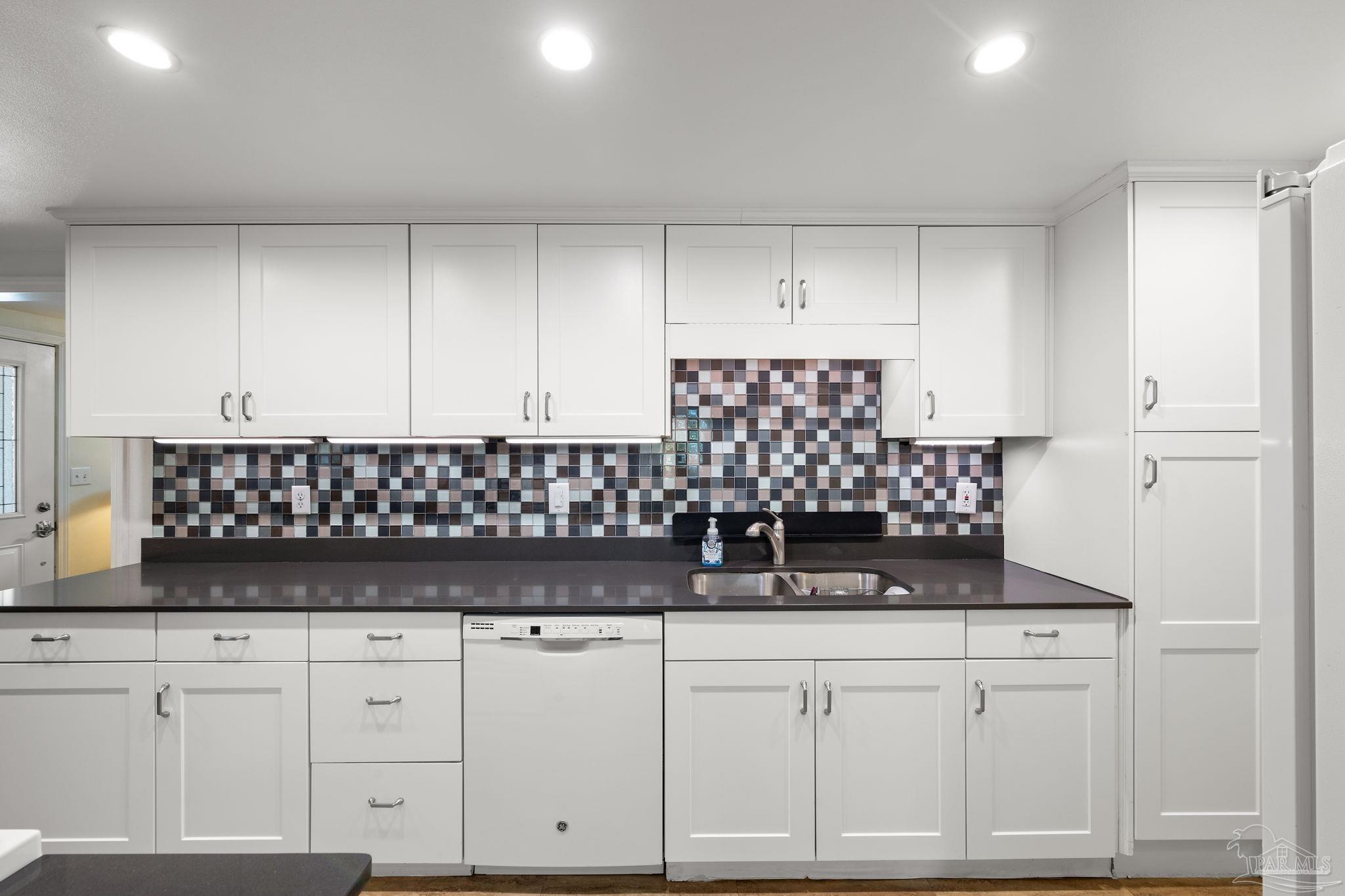 3216 Muldoon Rd