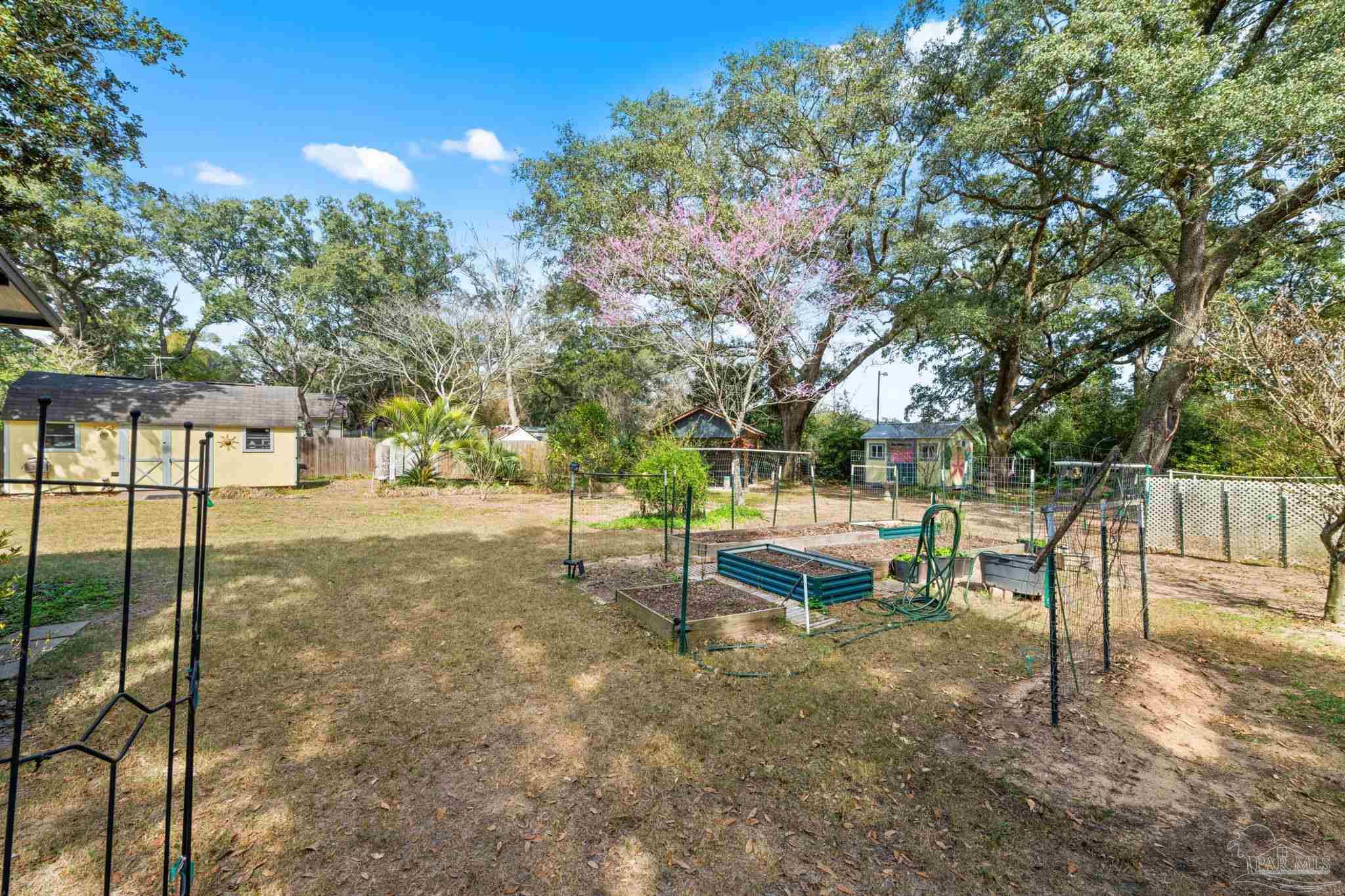 3216 Muldoon Rd