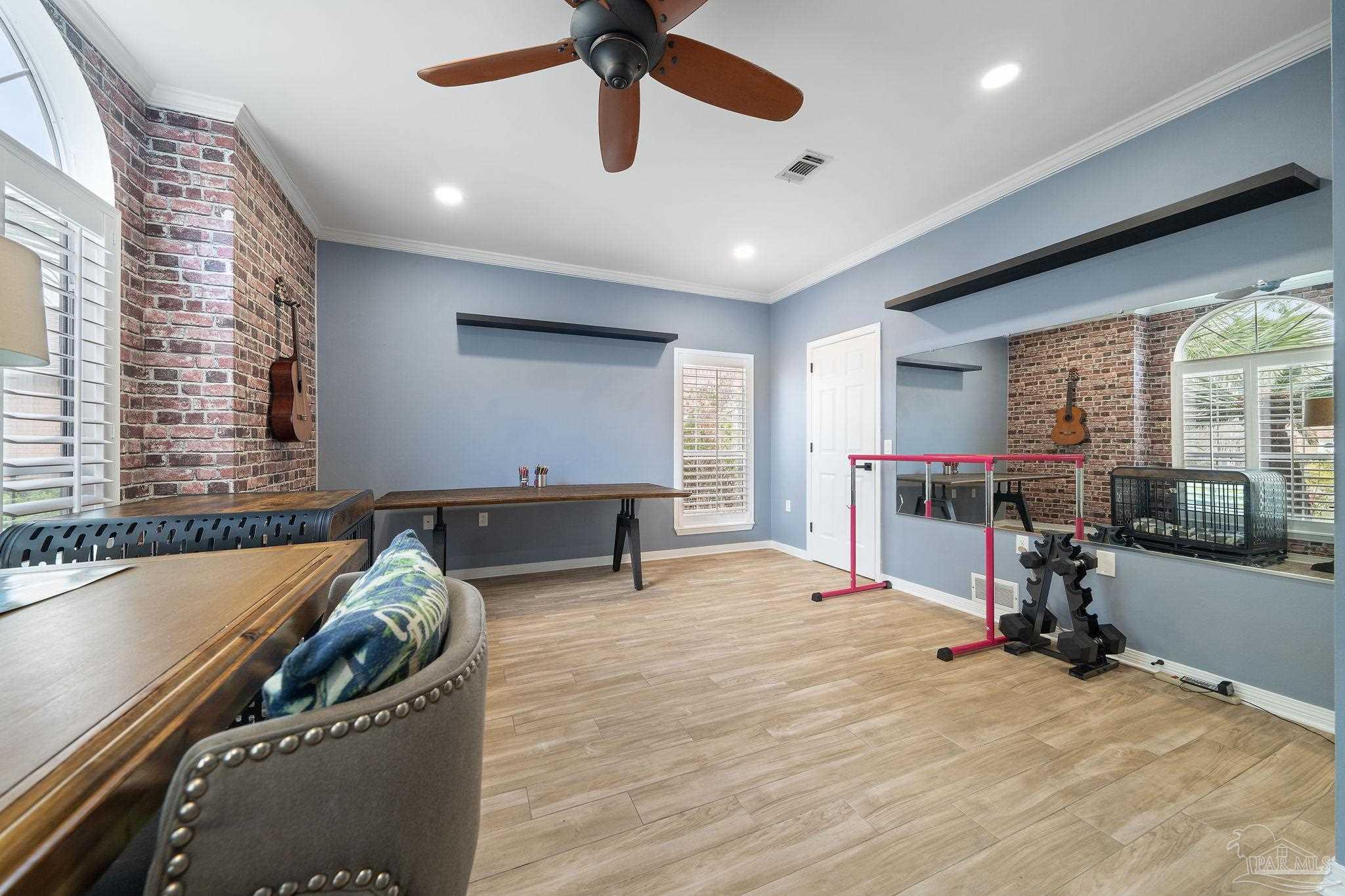 4153 Soundpointe Dr