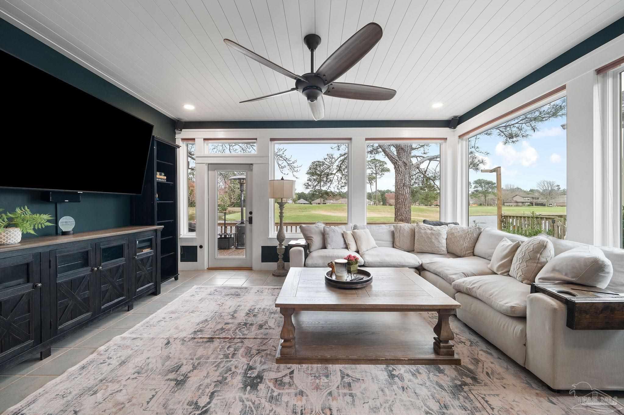4153 Soundpointe Dr