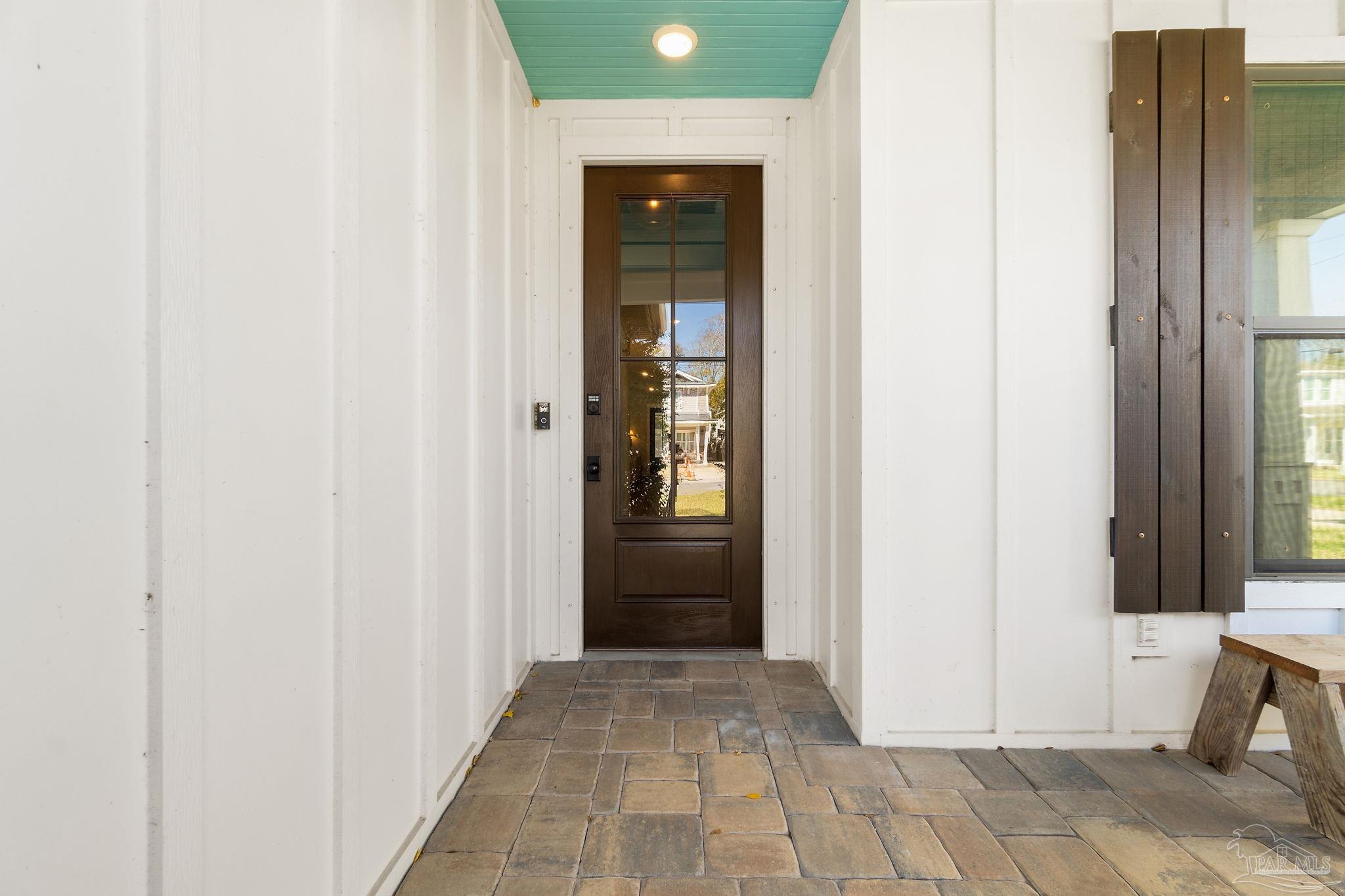 1105 E Yonge St