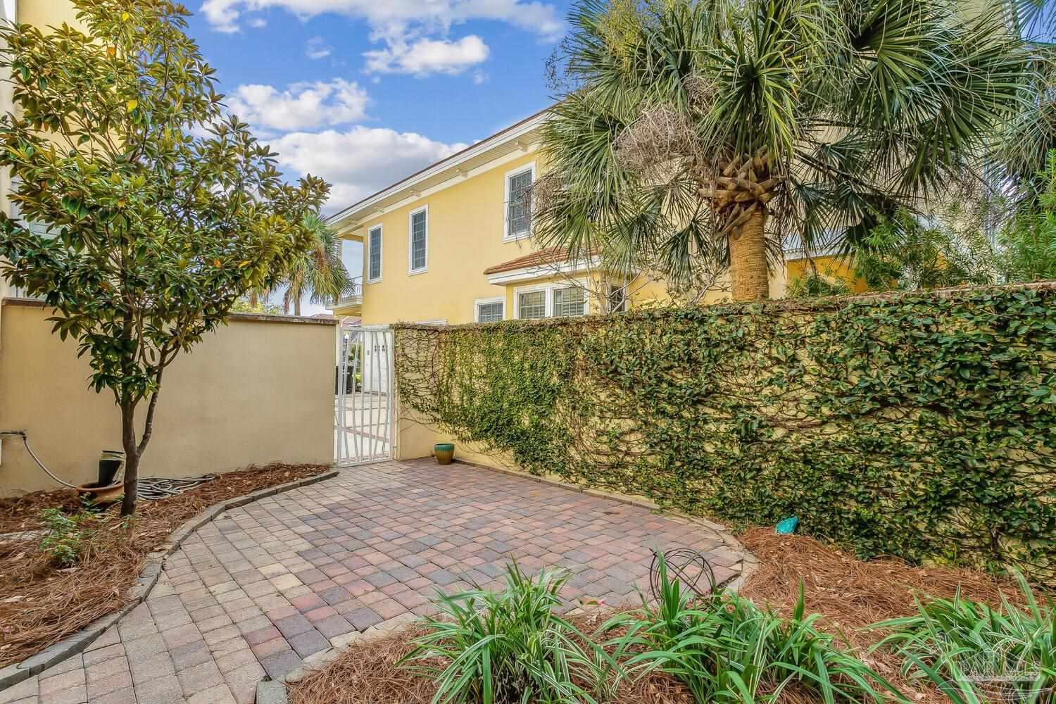52 Port Royal Way