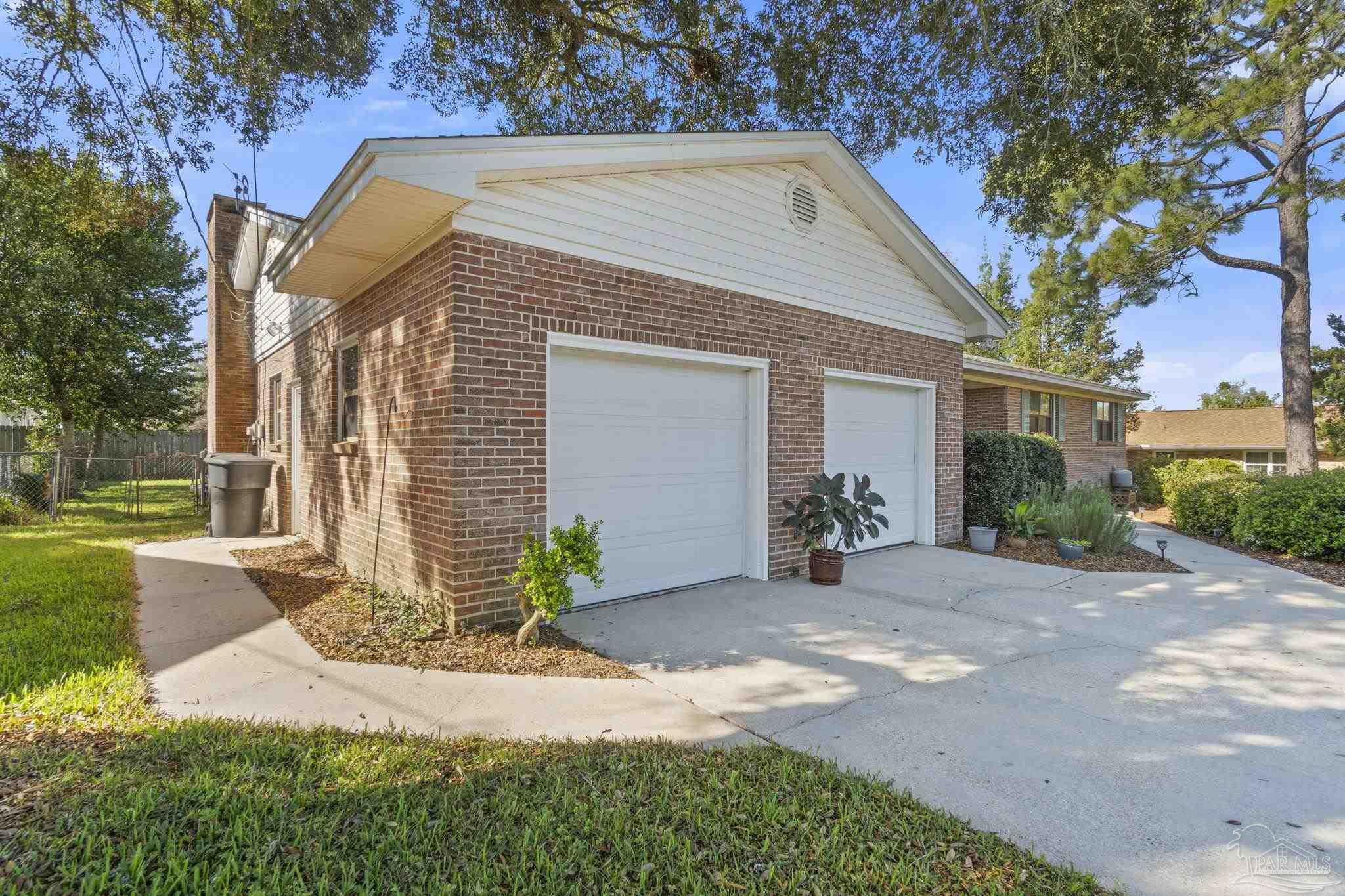 2641 Conway Dr