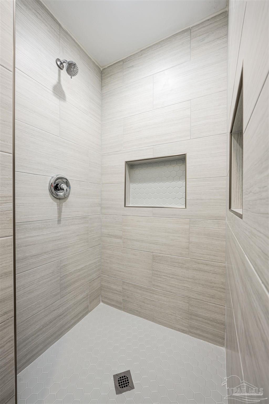 28 Gilmore Dr