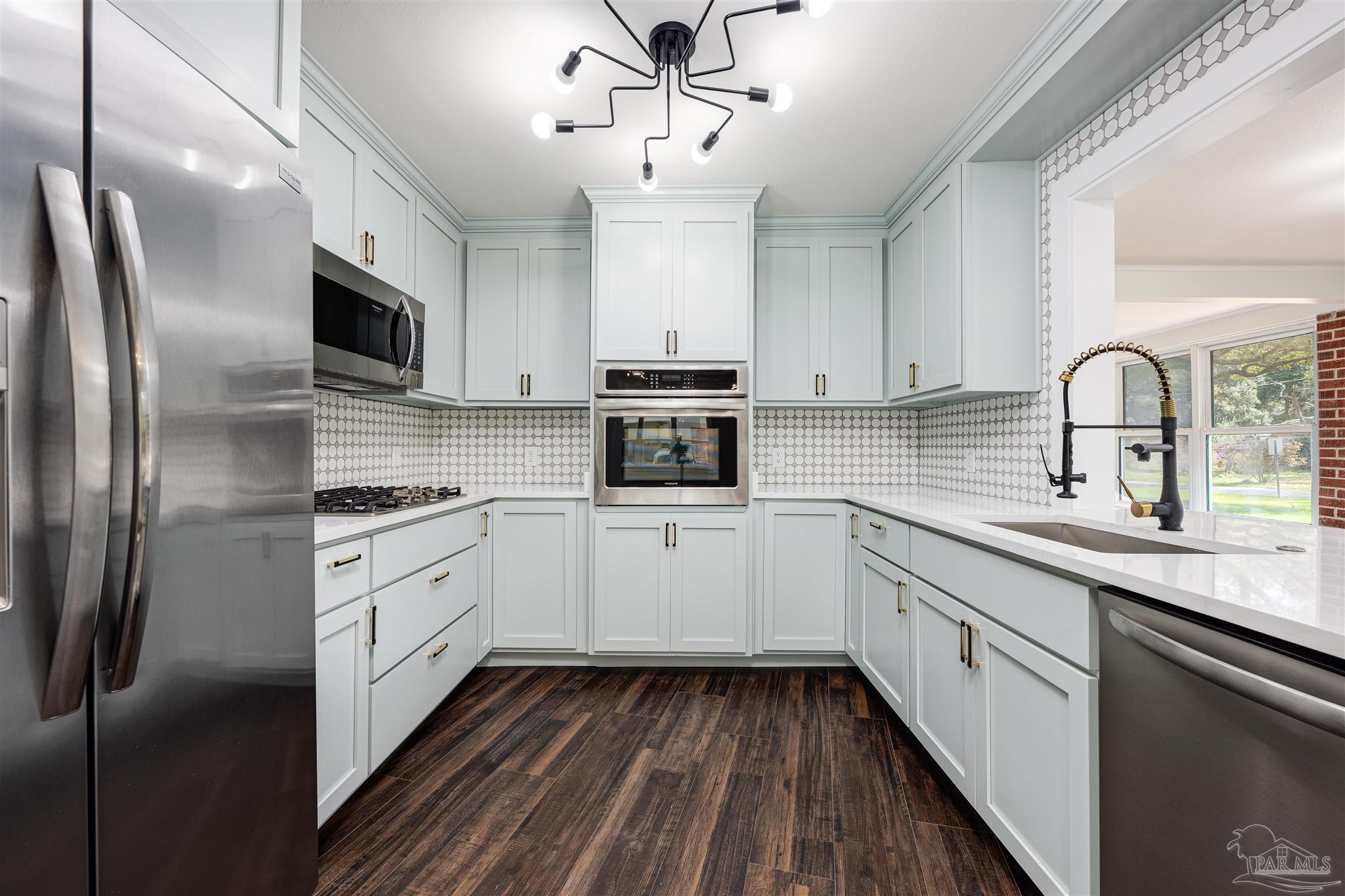 28 Gilmore Dr