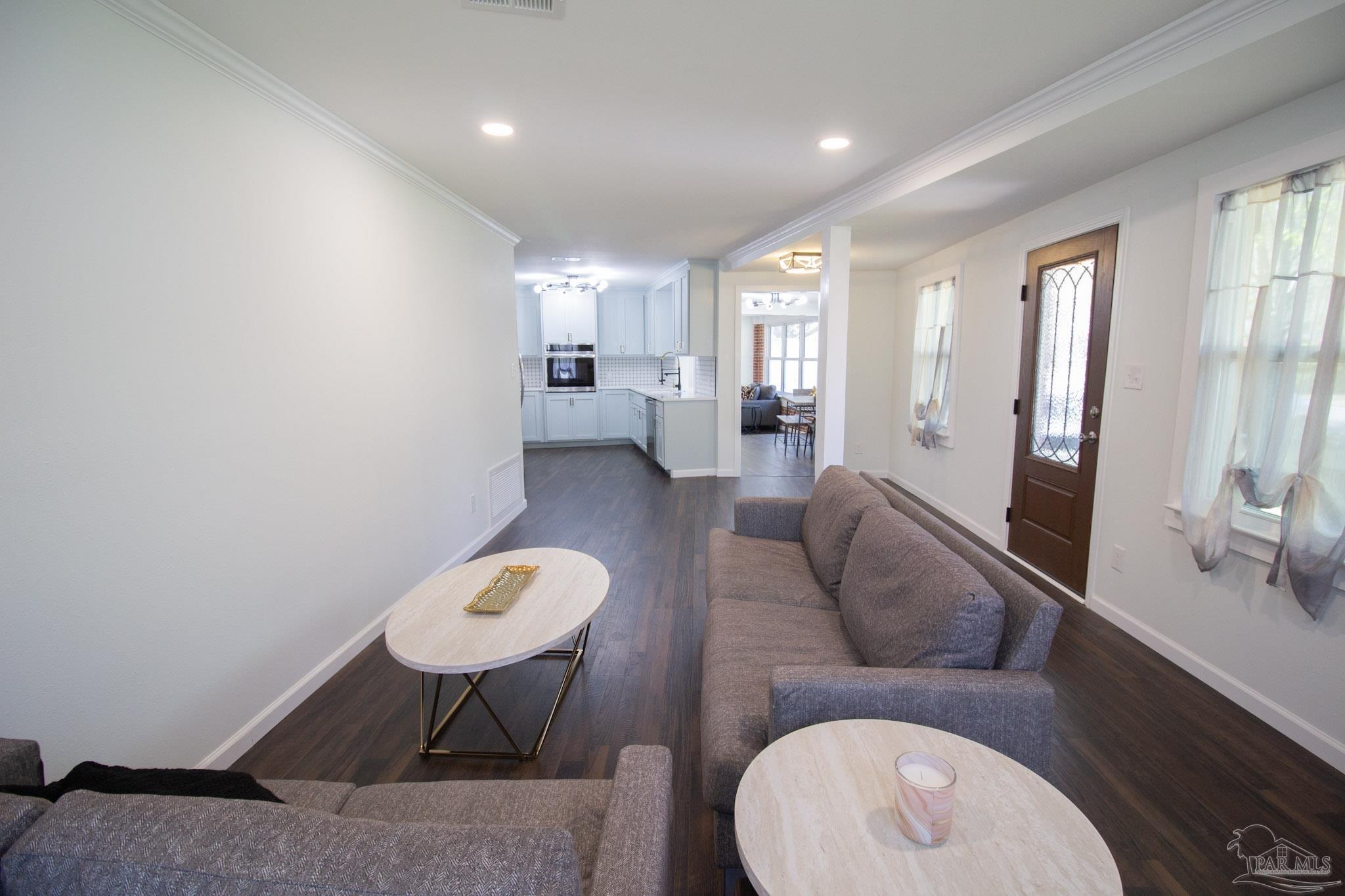 28 Gilmore Dr