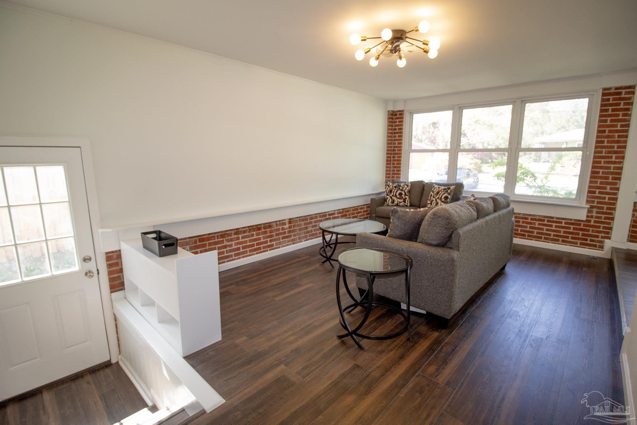 28 Gilmore Dr