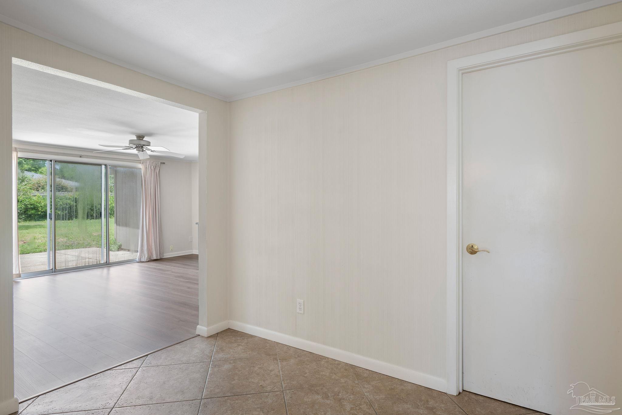3611 Dunwoody Dr