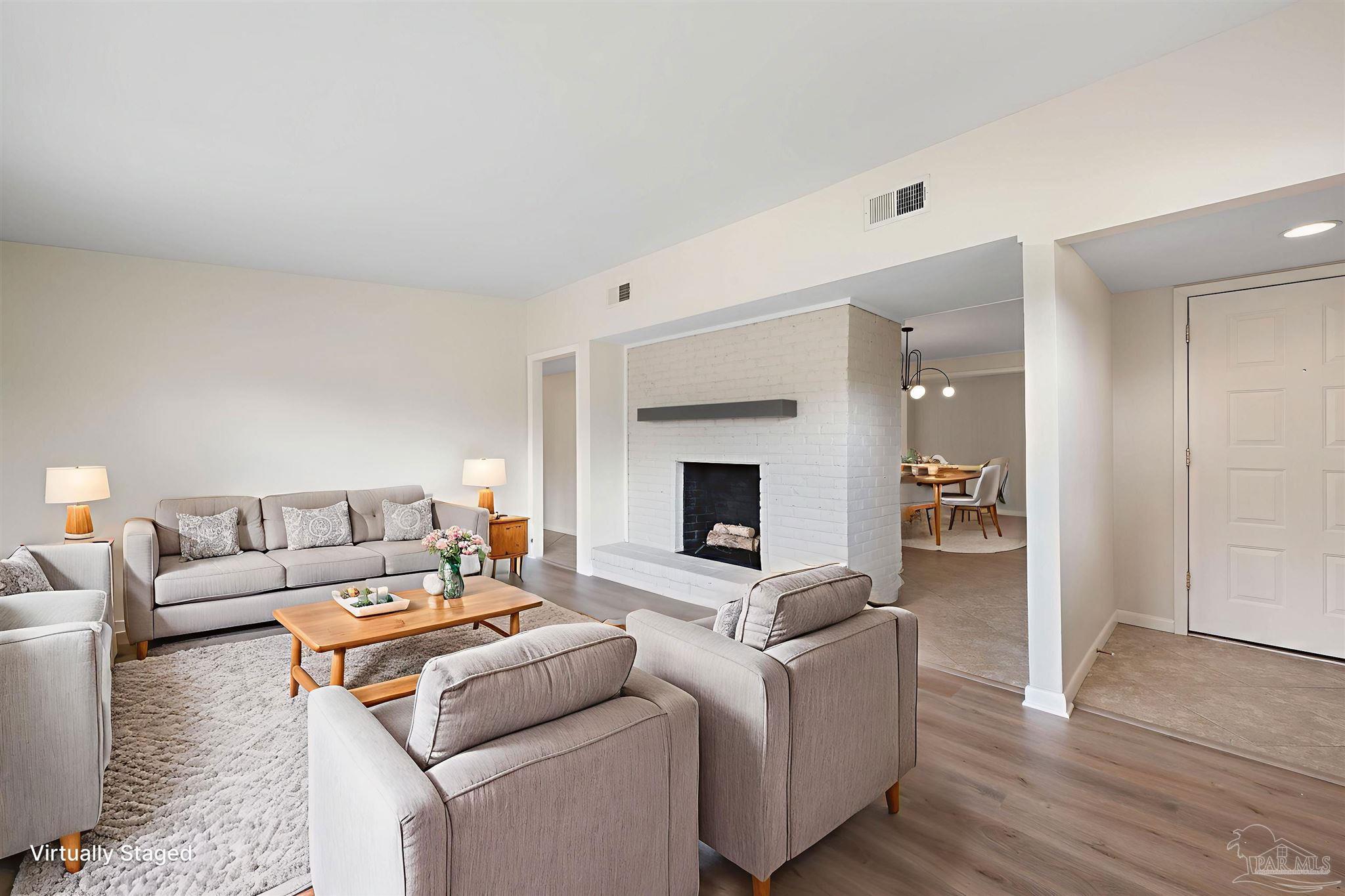 3611 Dunwoody Dr