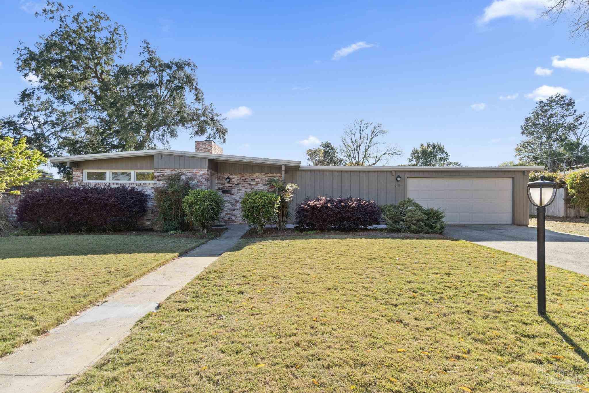 3611 Dunwoody Dr