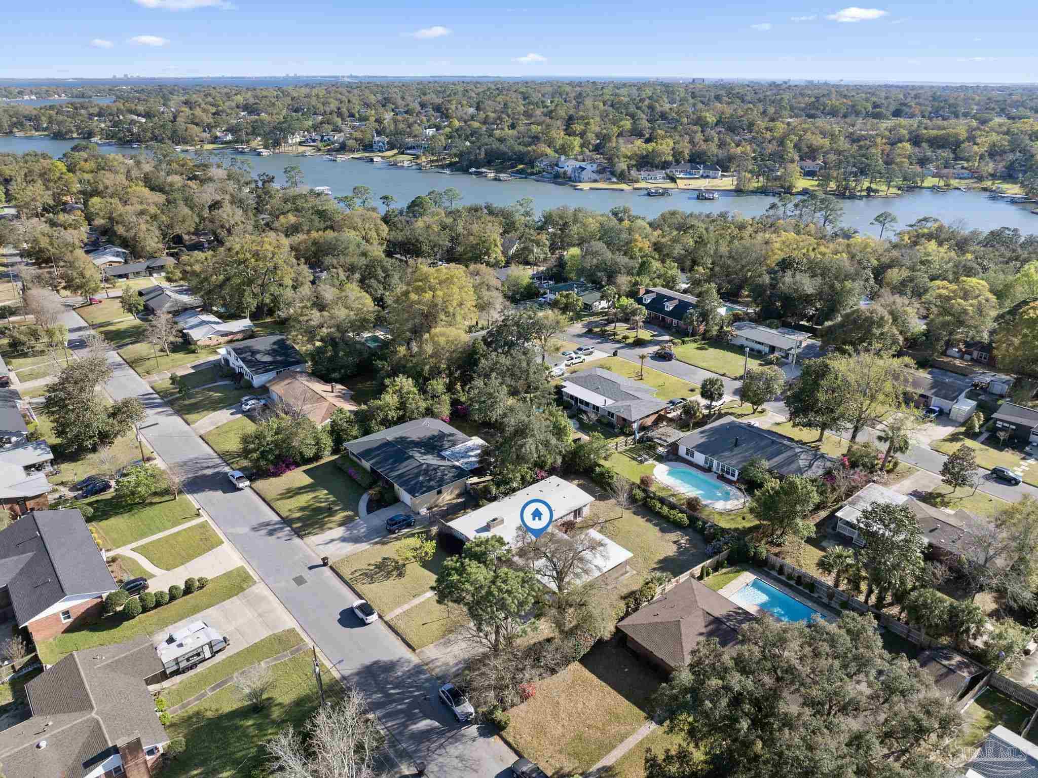 3611 Dunwoody Dr