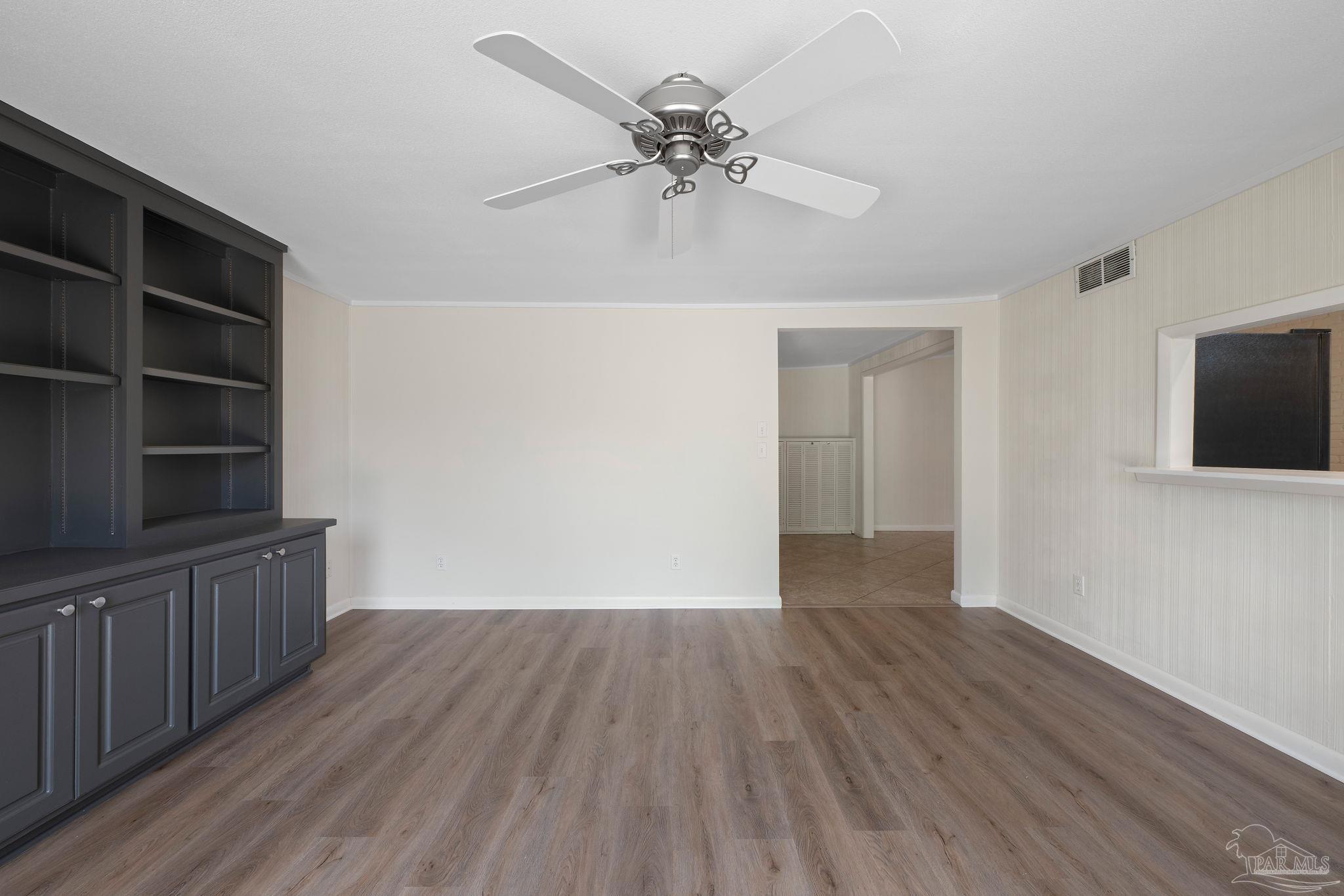 3611 Dunwoody Dr