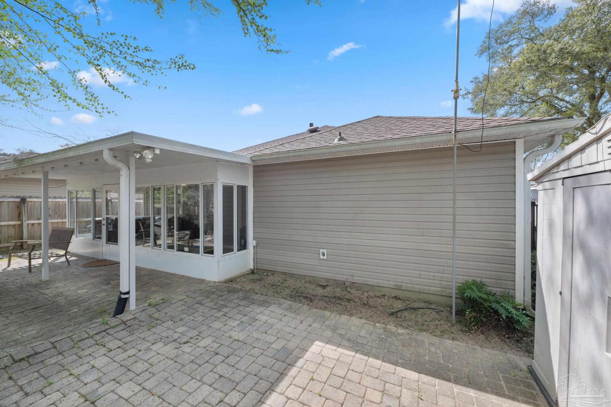 8250 Carriage Ln