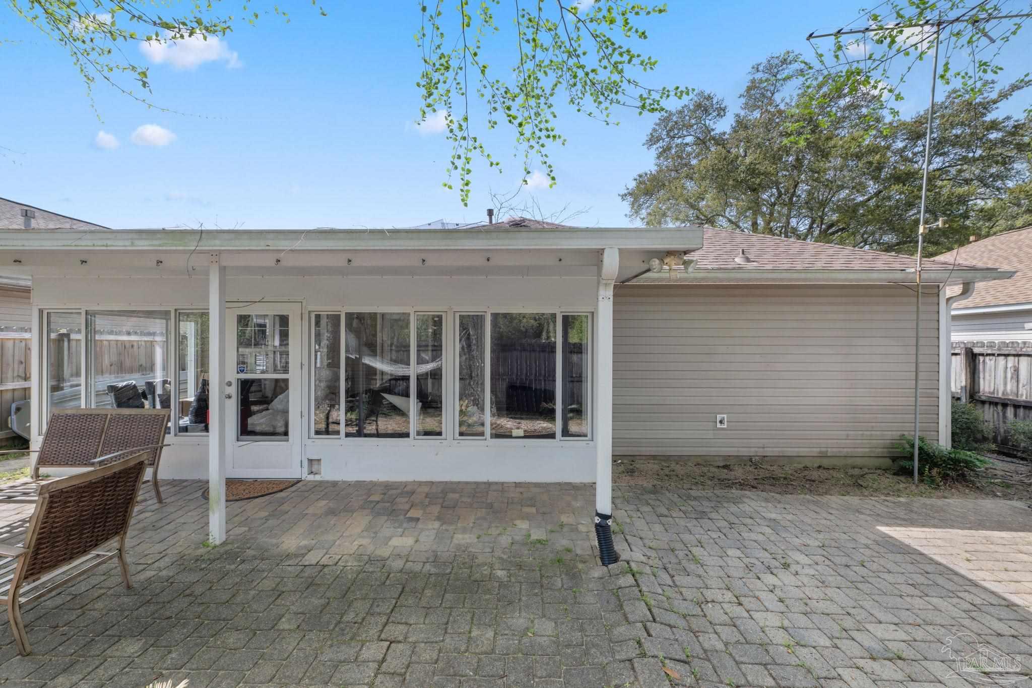 8250 Carriage Ln