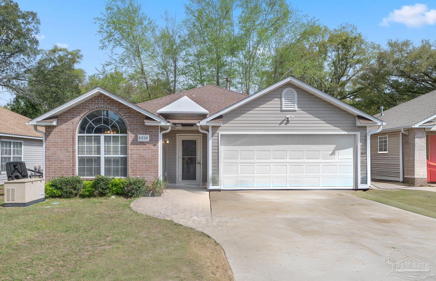 8250 Carriage Ln