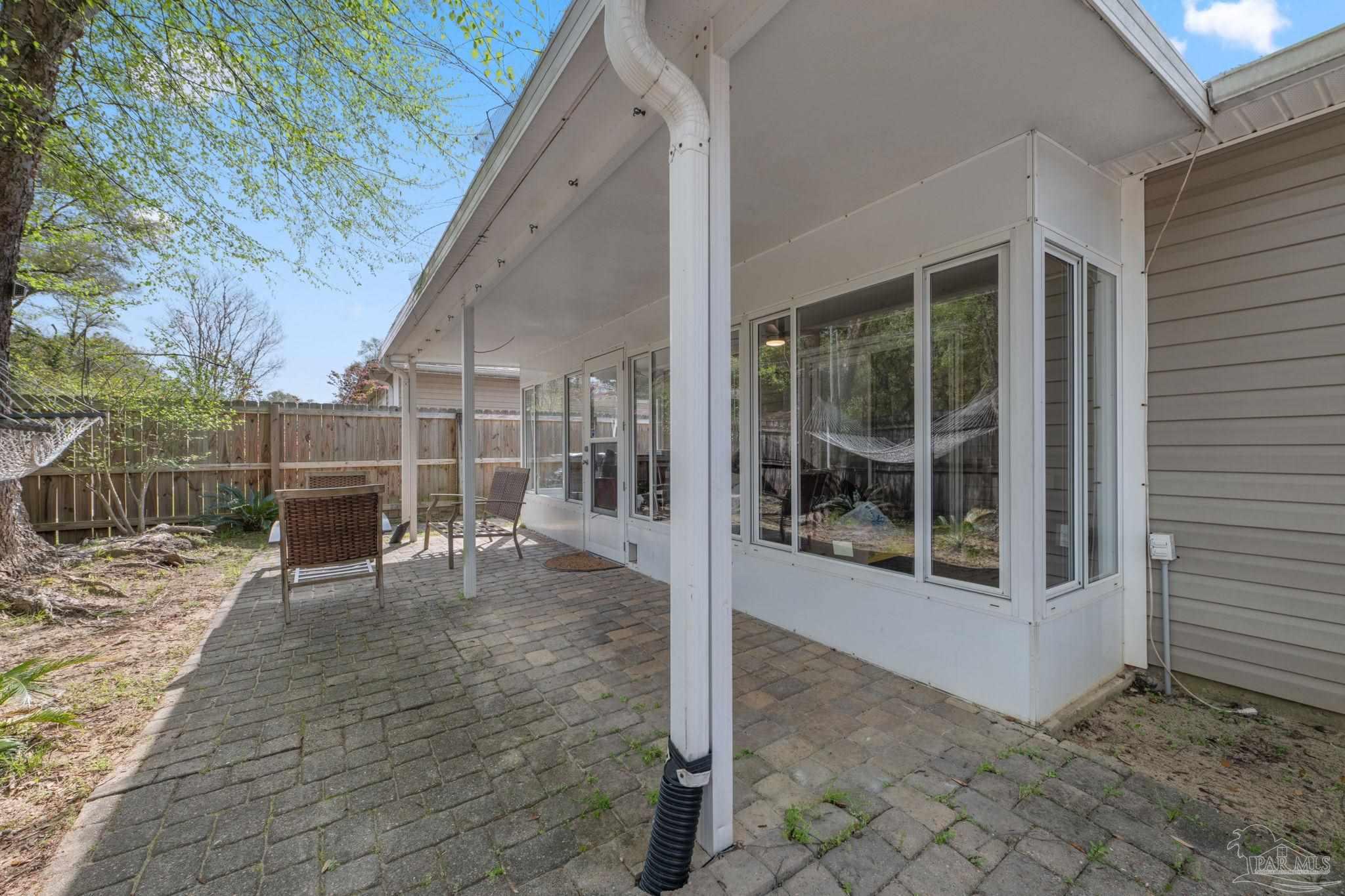 8250 Carriage Ln
