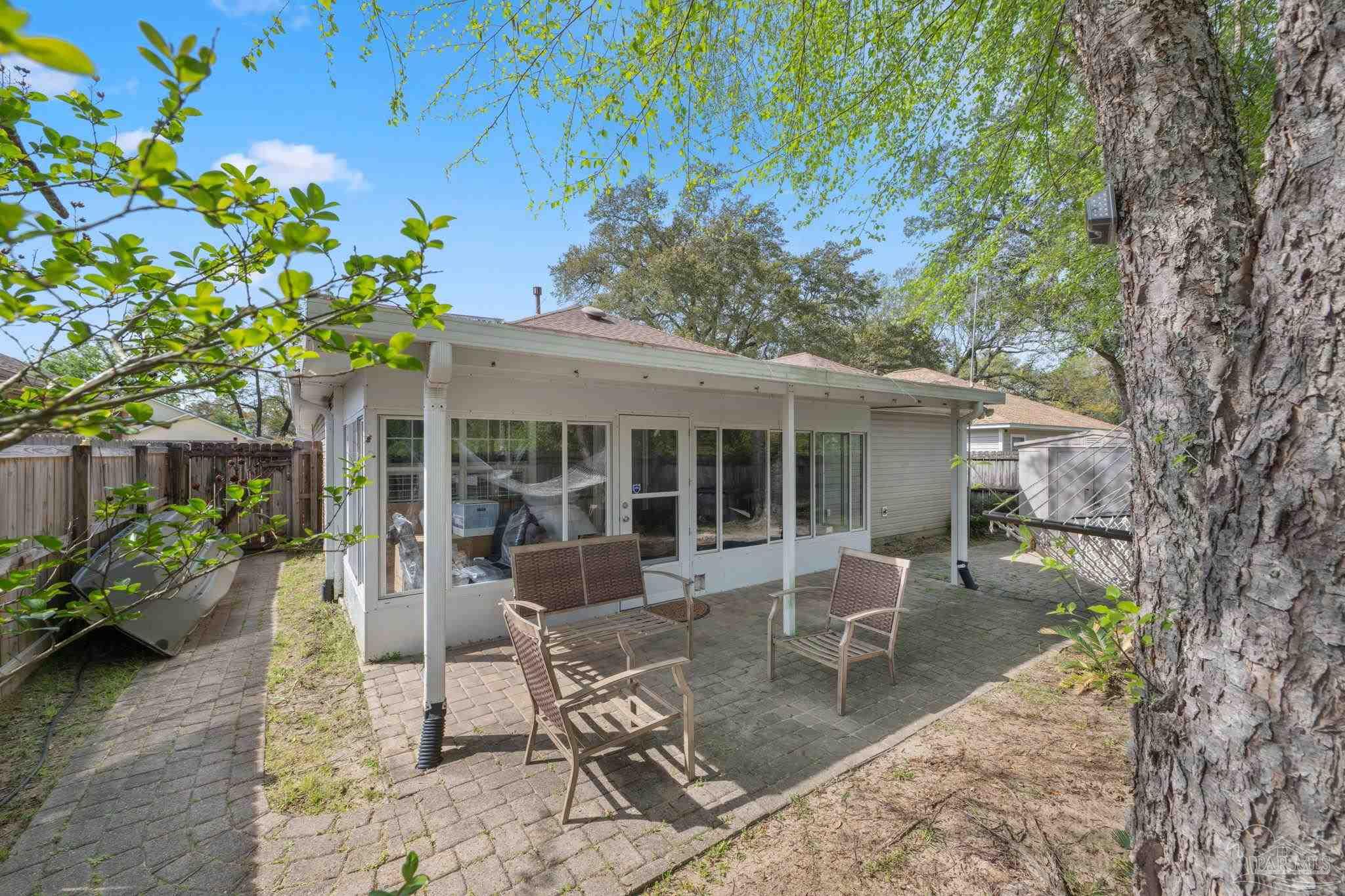 8250 Carriage Ln