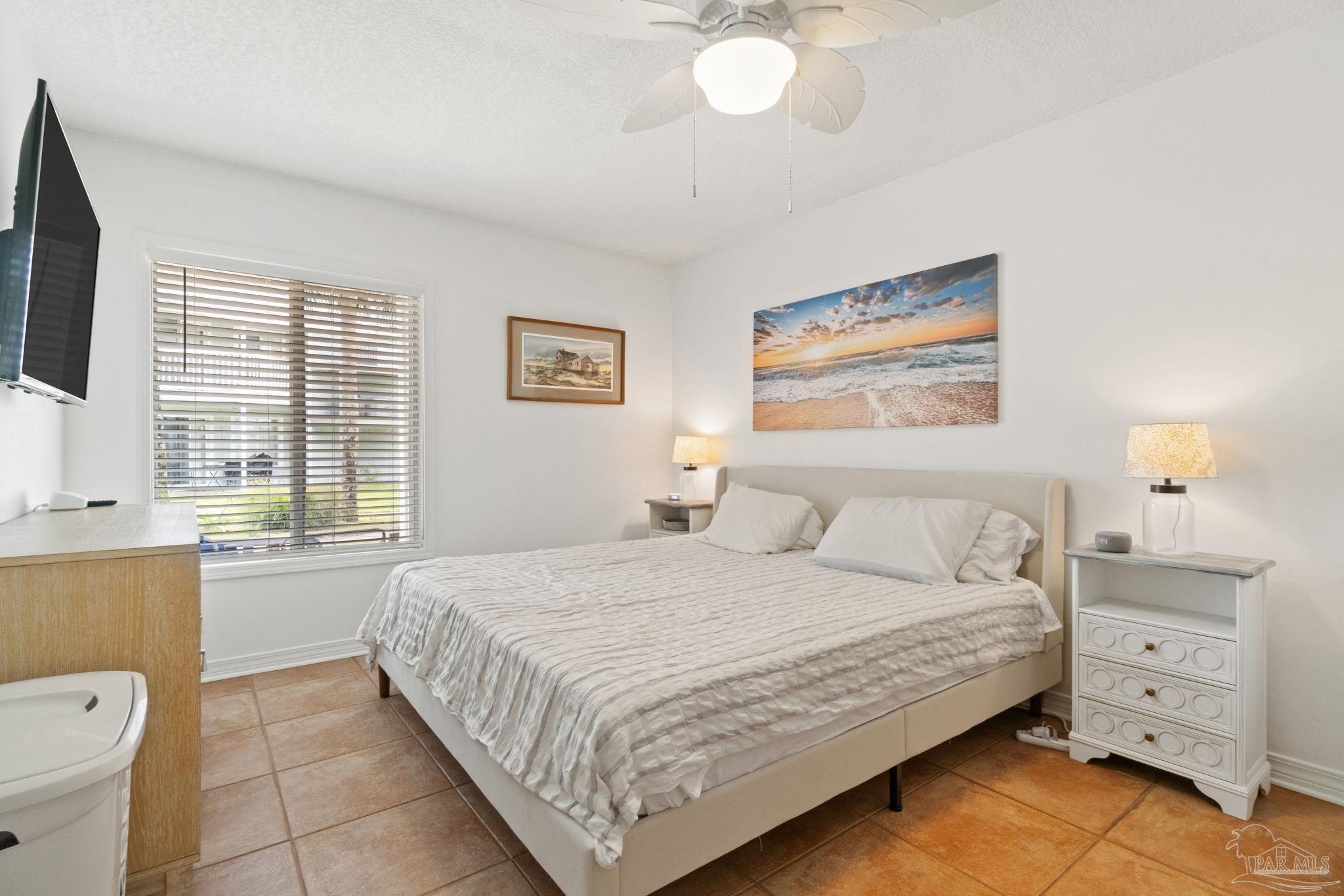 336 Ft Pickens Rd # 101 Unit: E 101