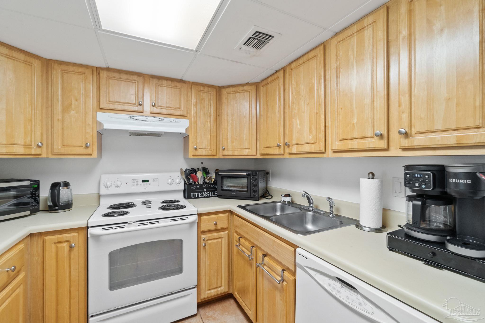 336 Ft Pickens Rd # 101 Unit: E 101