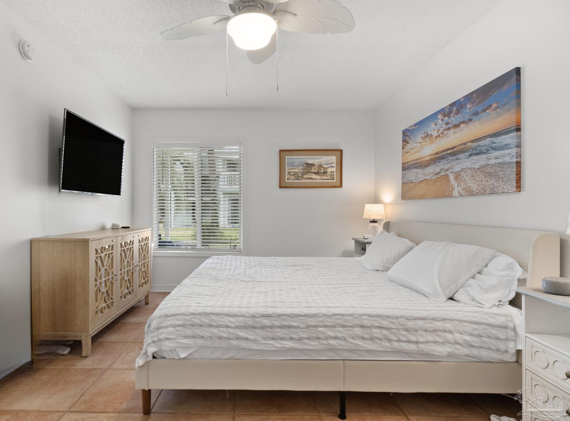 336 Ft Pickens Rd # 101 Unit: E 101
