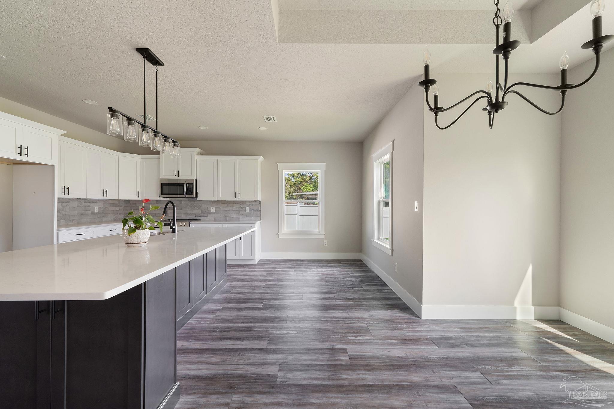 1658 Ponderosa Dr
