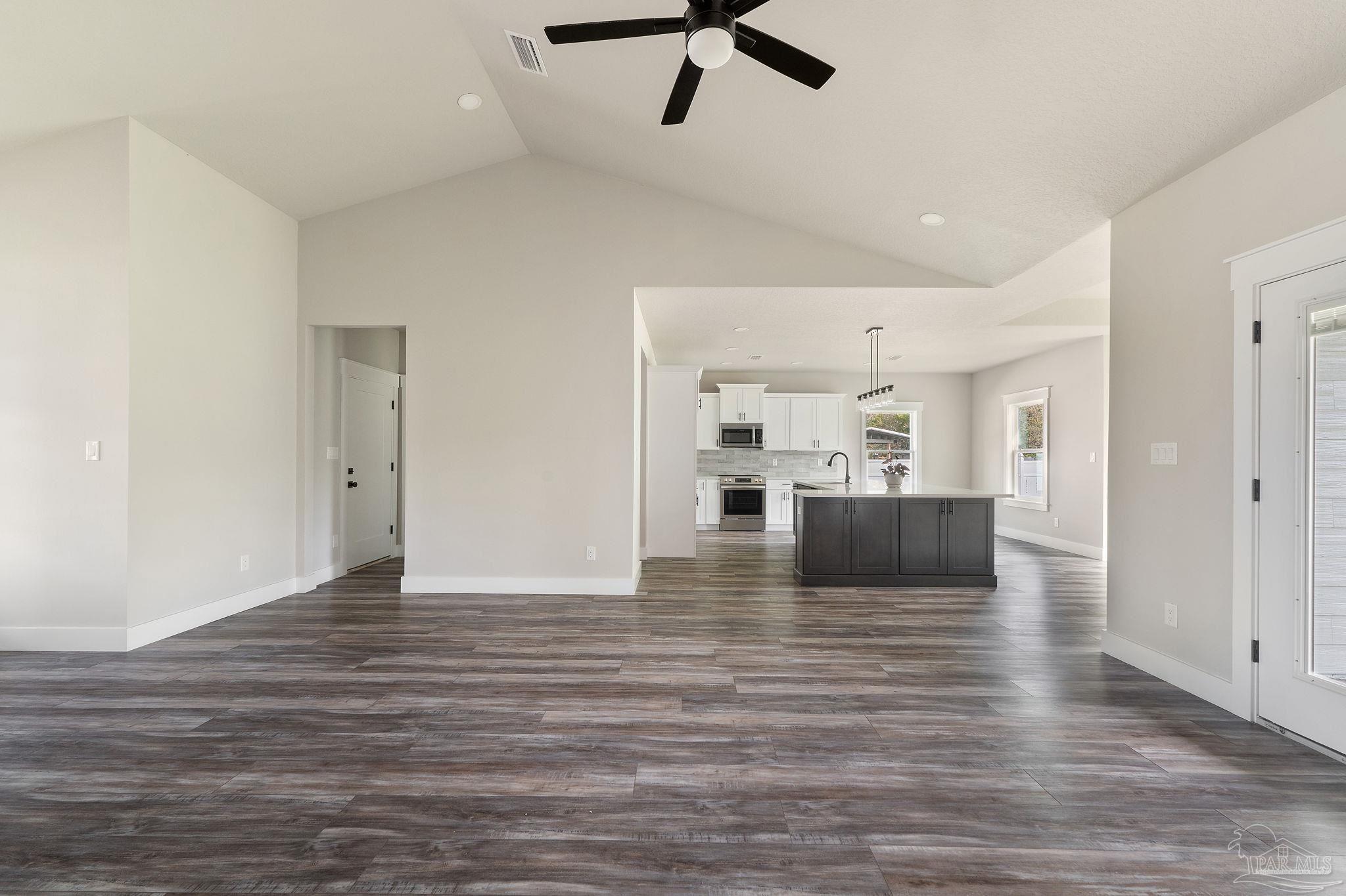 1658 Ponderosa Dr