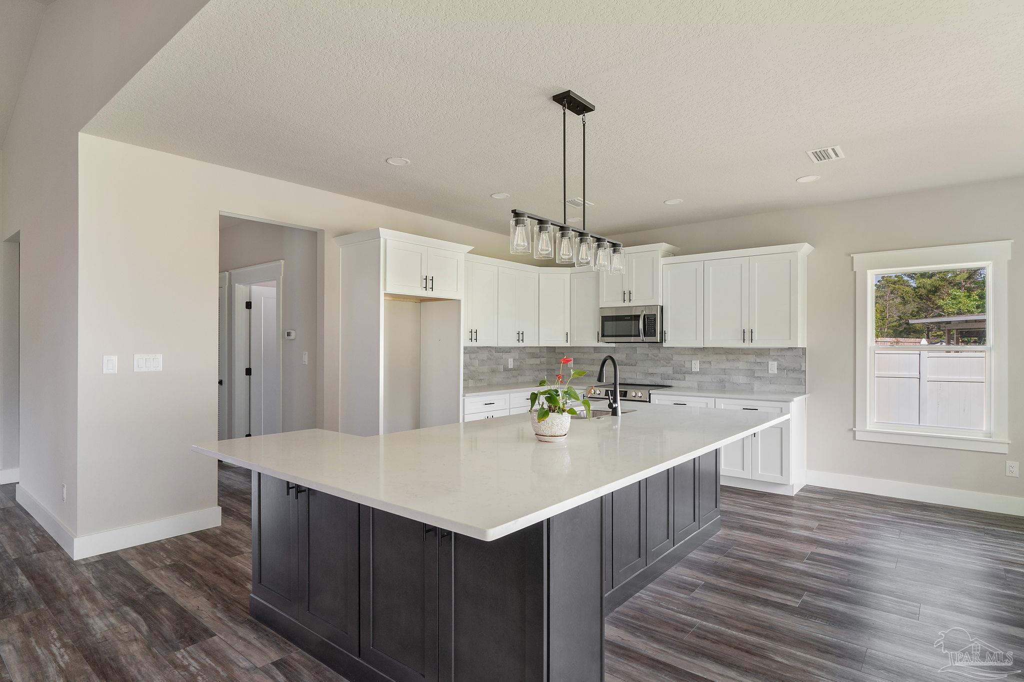 1658 Ponderosa Dr