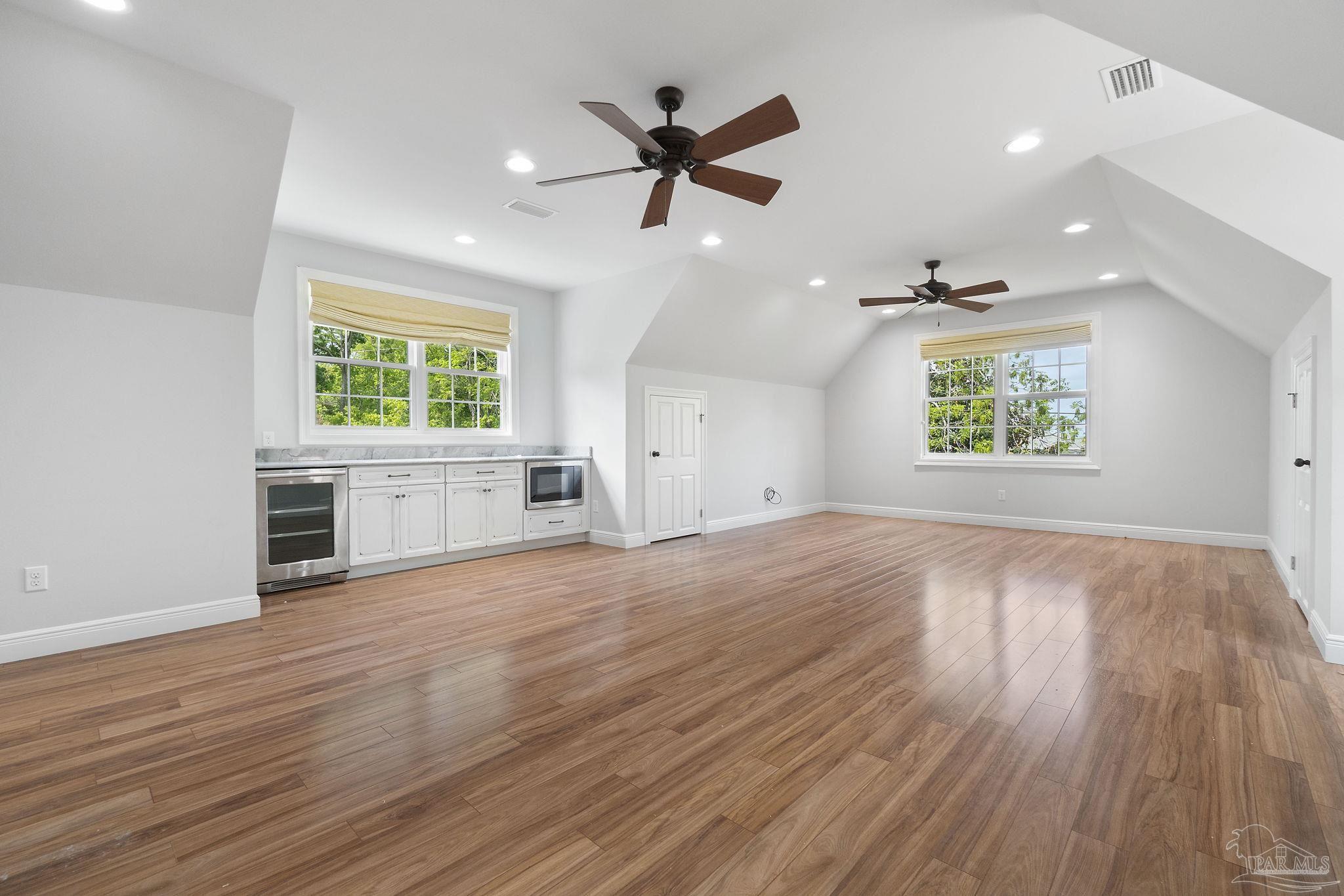 4810 Rosemont Ct