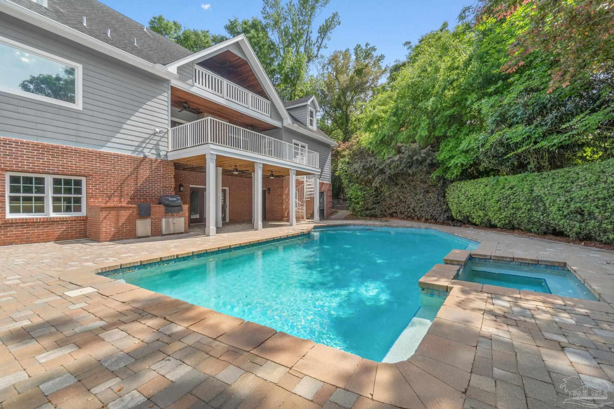 4810 Rosemont Ct