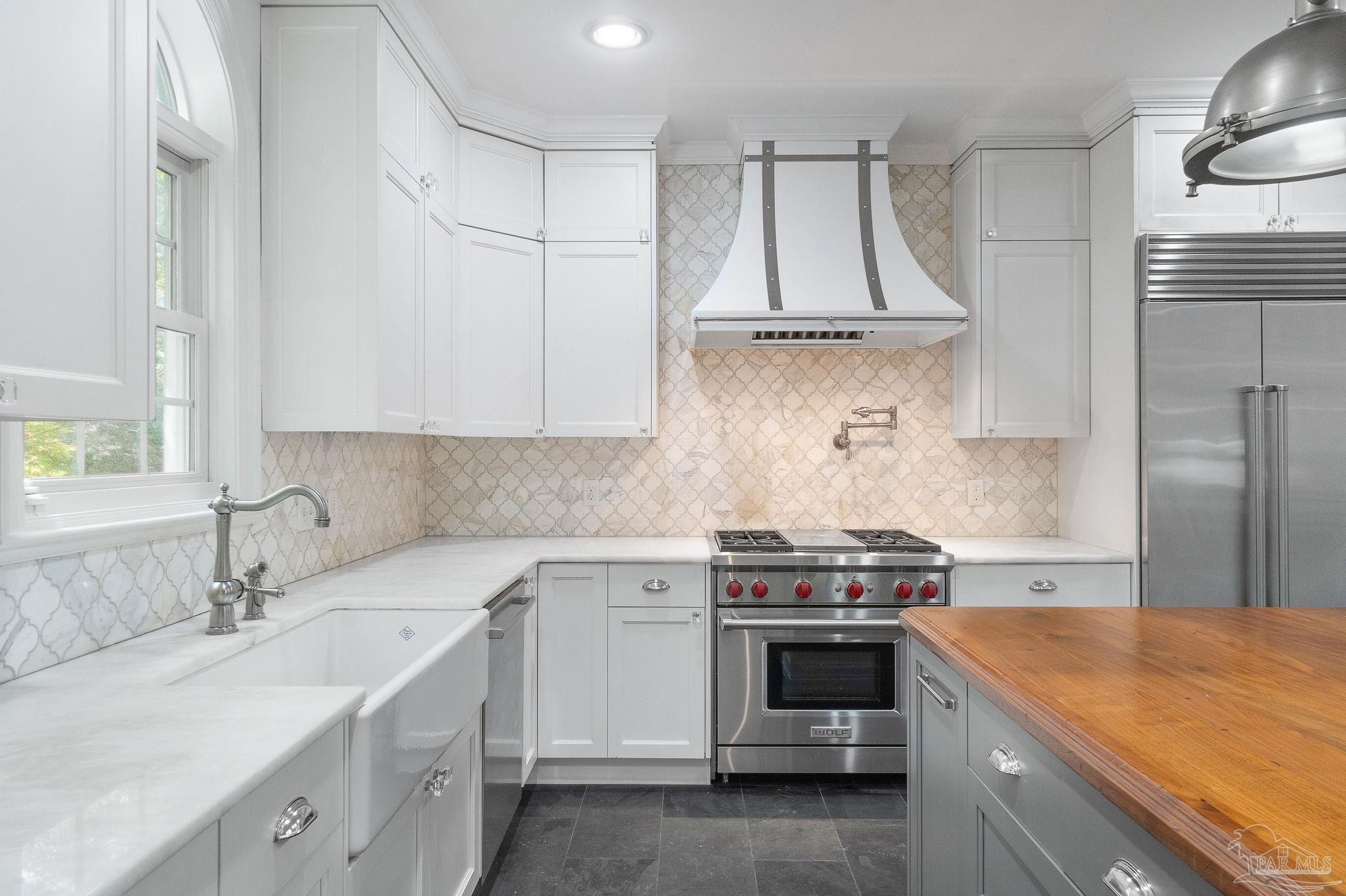 4810 Rosemont Ct