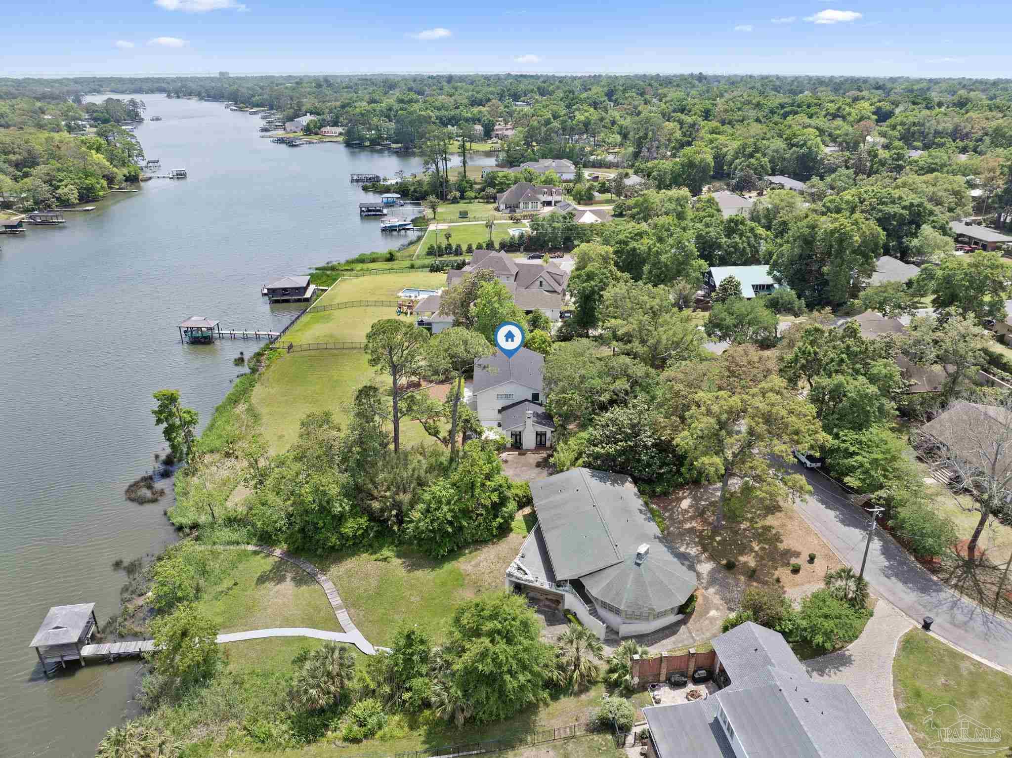 206 Severin Dr