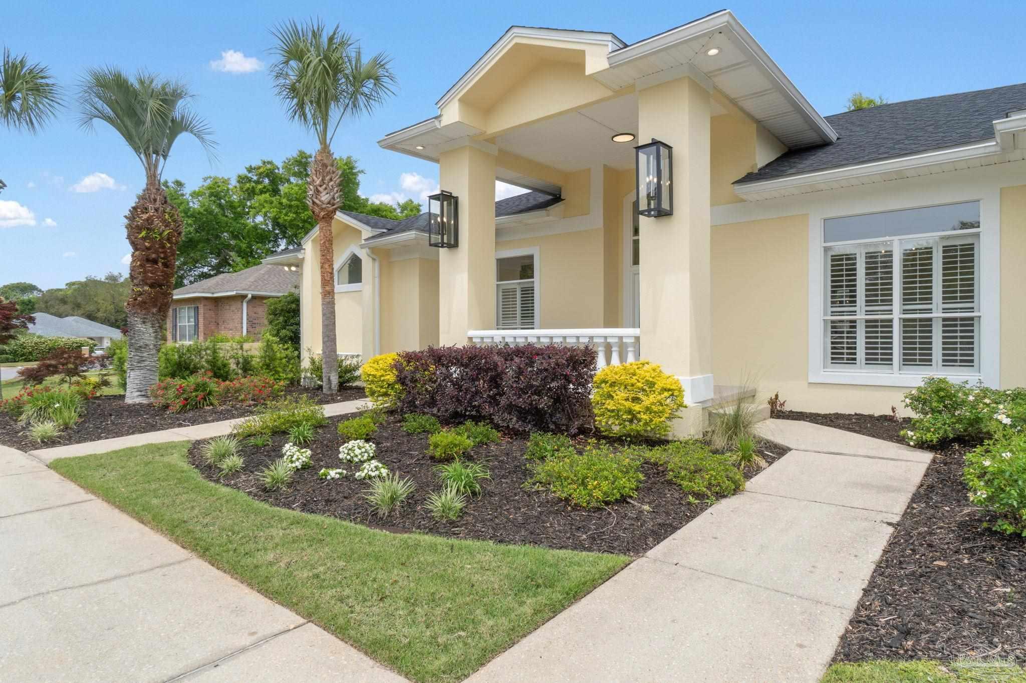 3440 Oakmont Dr