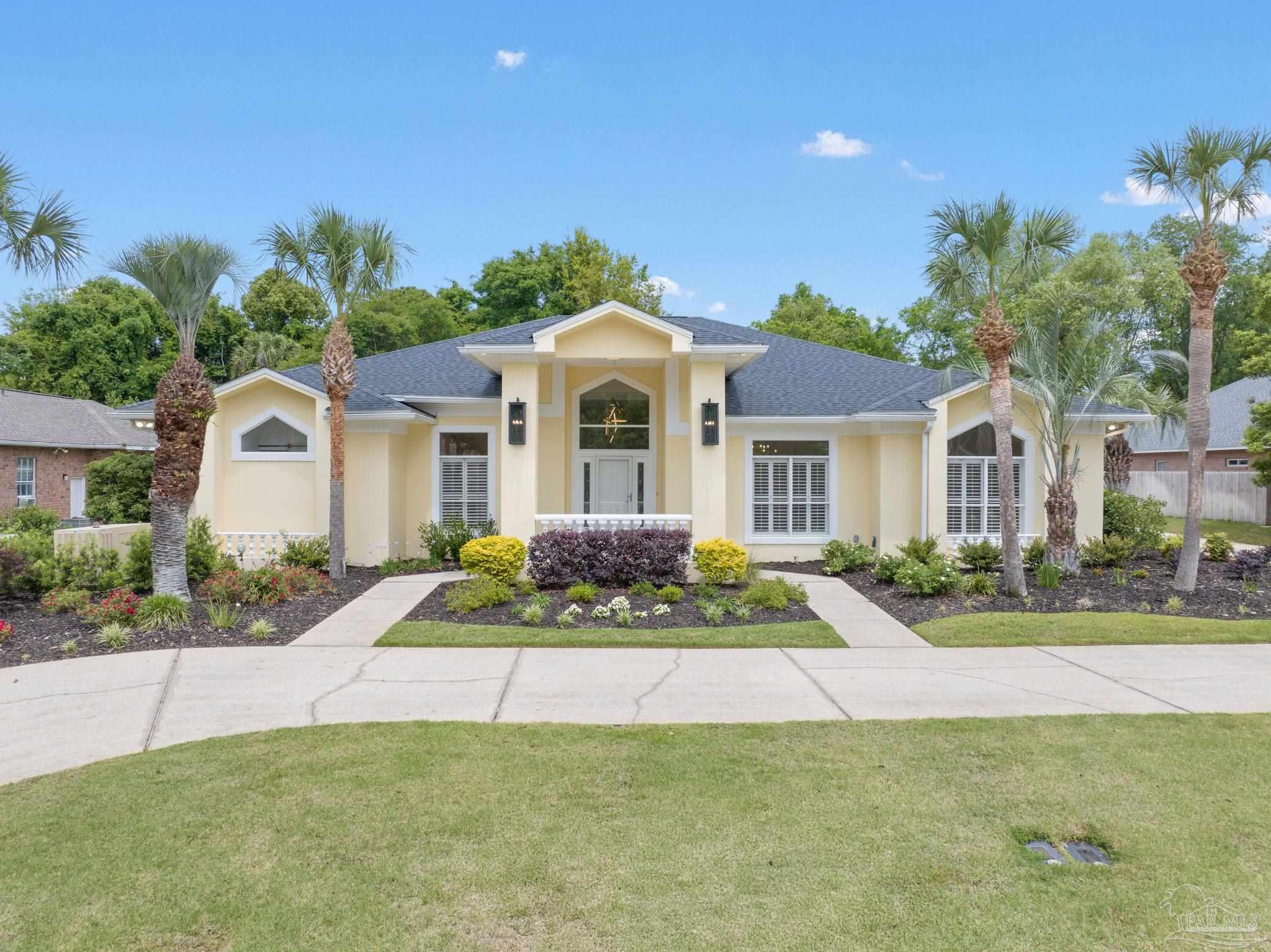 3440 Oakmont Dr