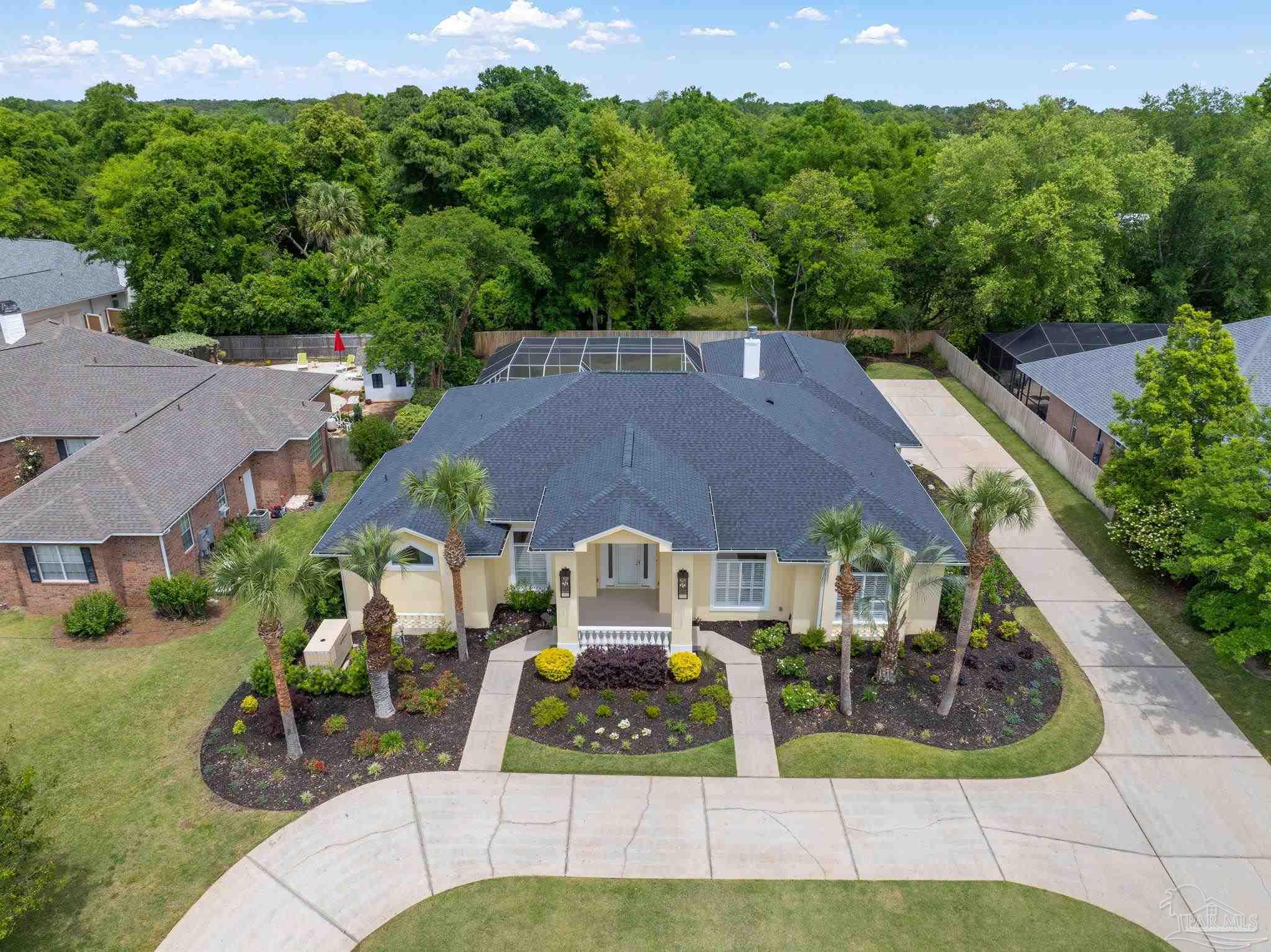 3440 Oakmont Dr