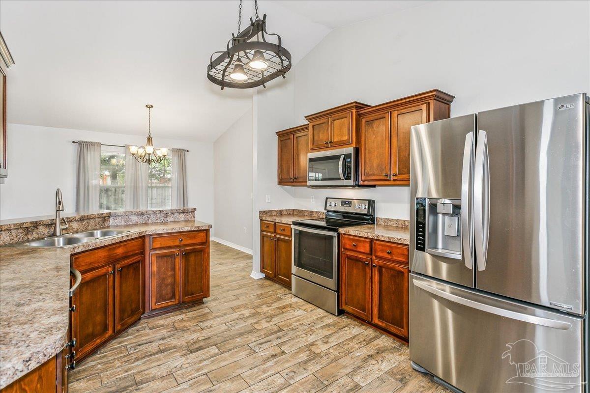 1816 Bay Pine Cir