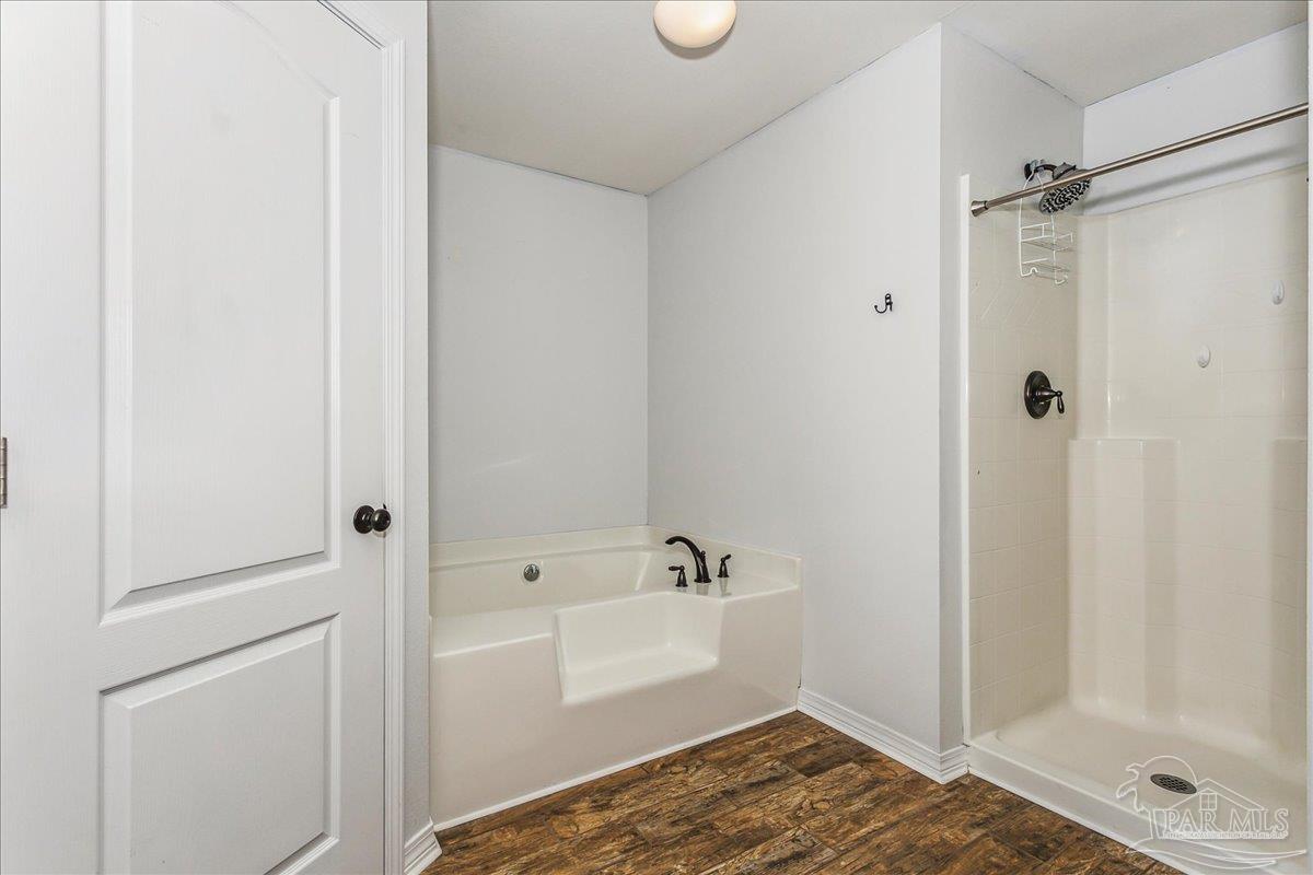 1816 Bay Pine Cir