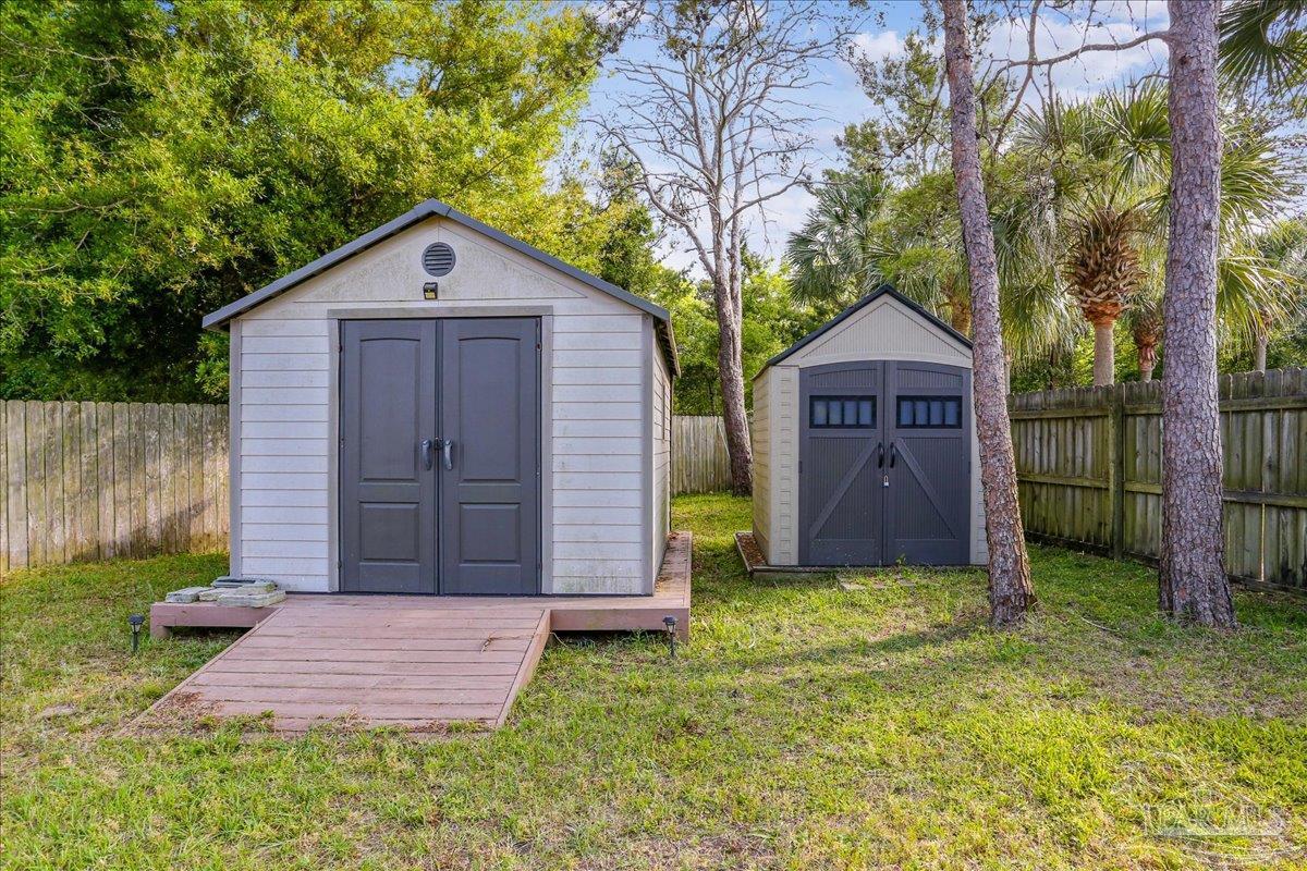 1816 Bay Pine Cir