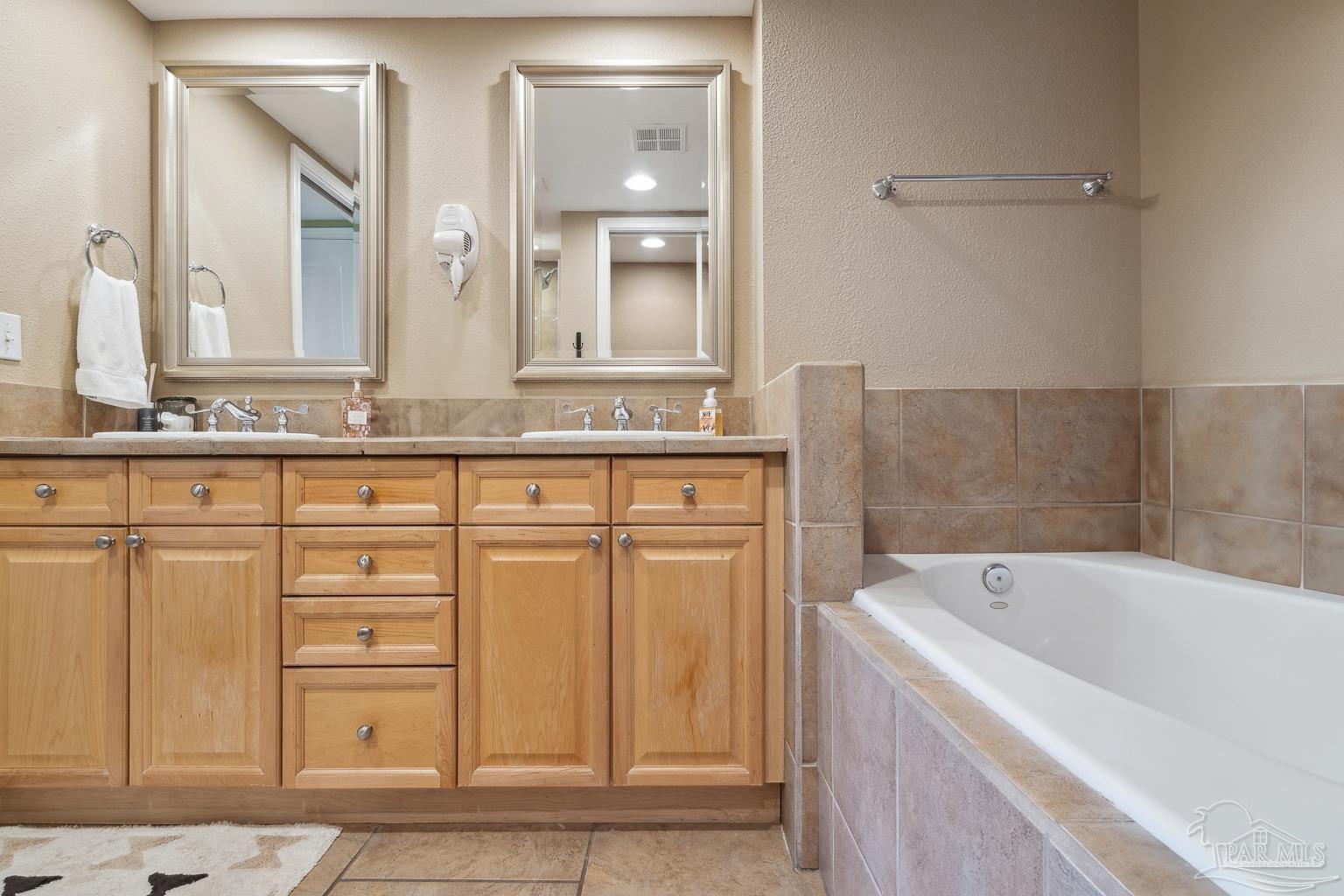 4 Portofino Dr # 803