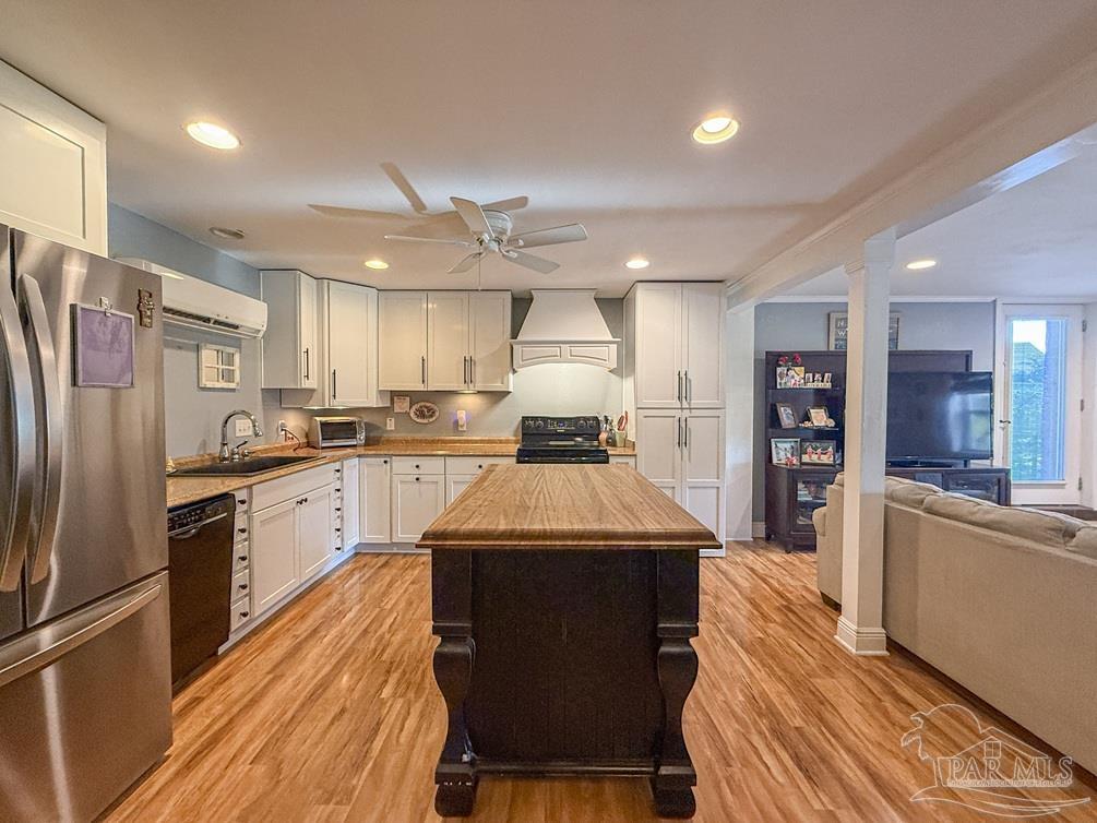 120 Cove Rd