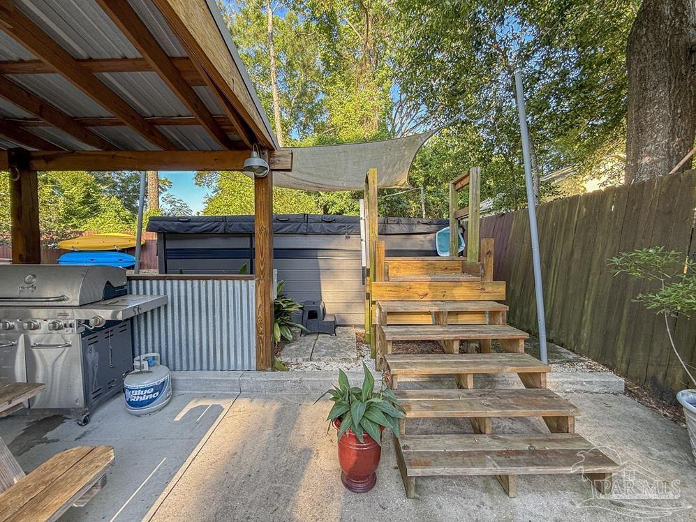 120 Cove Rd
