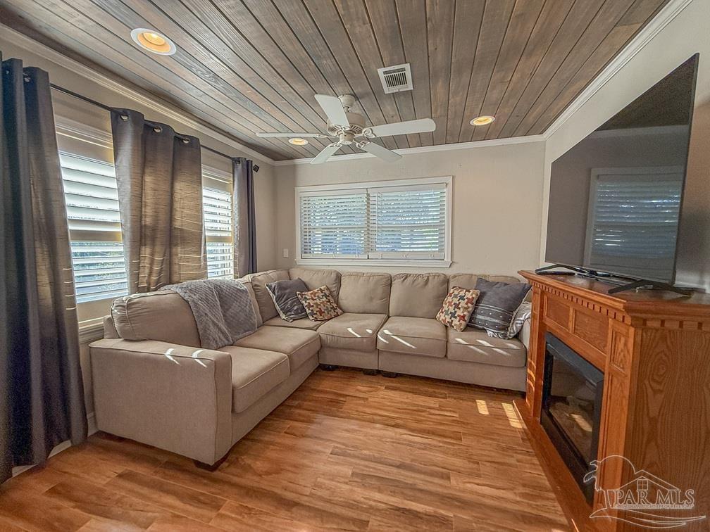 120 Cove Rd
