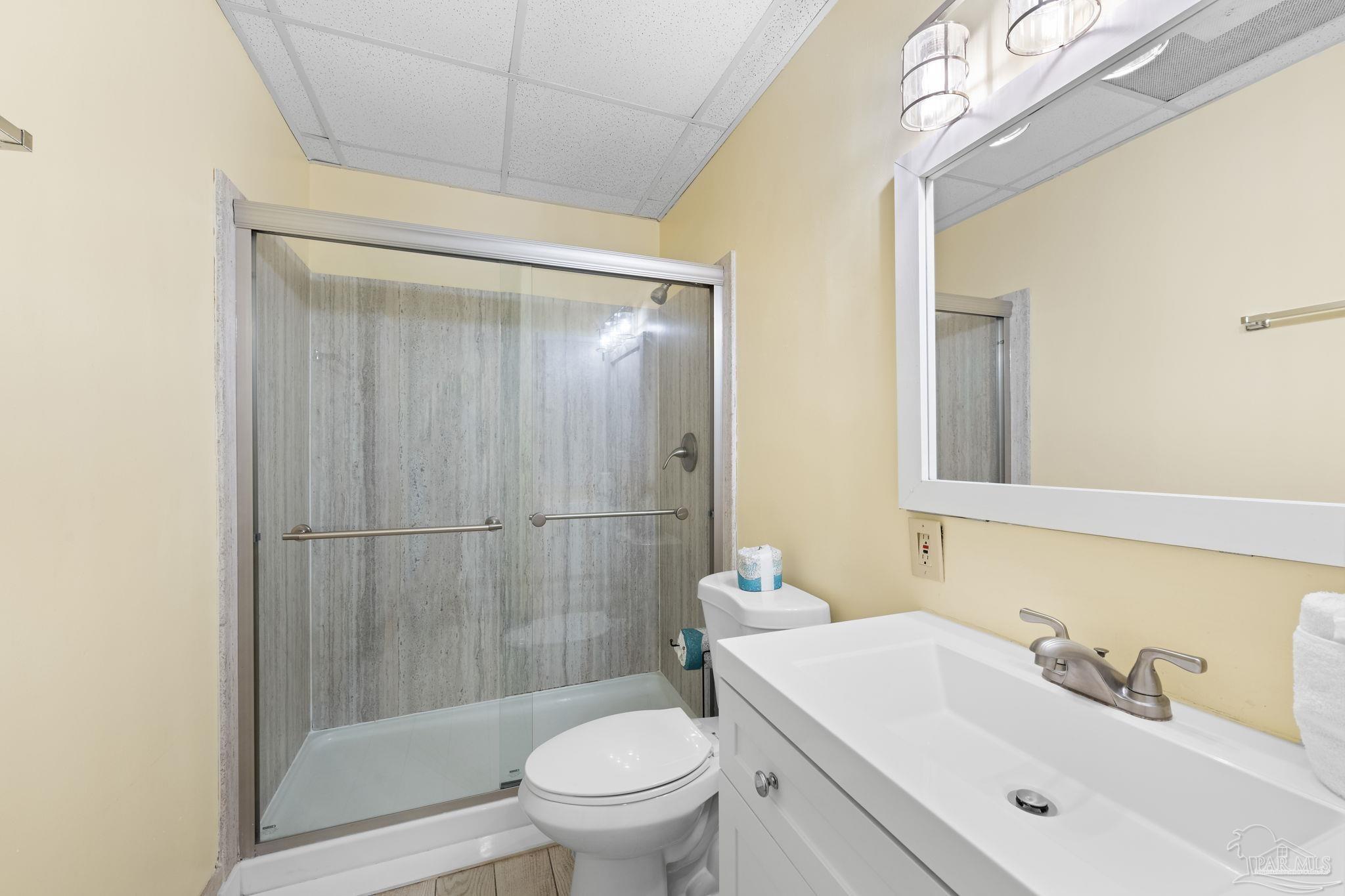 999 Ft Pickens Rd # 108