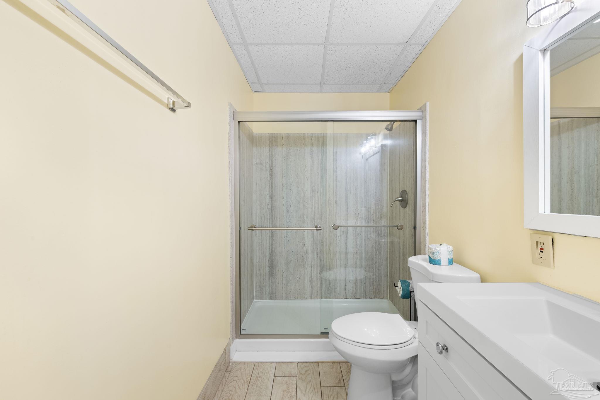 999 Ft Pickens Rd # 108