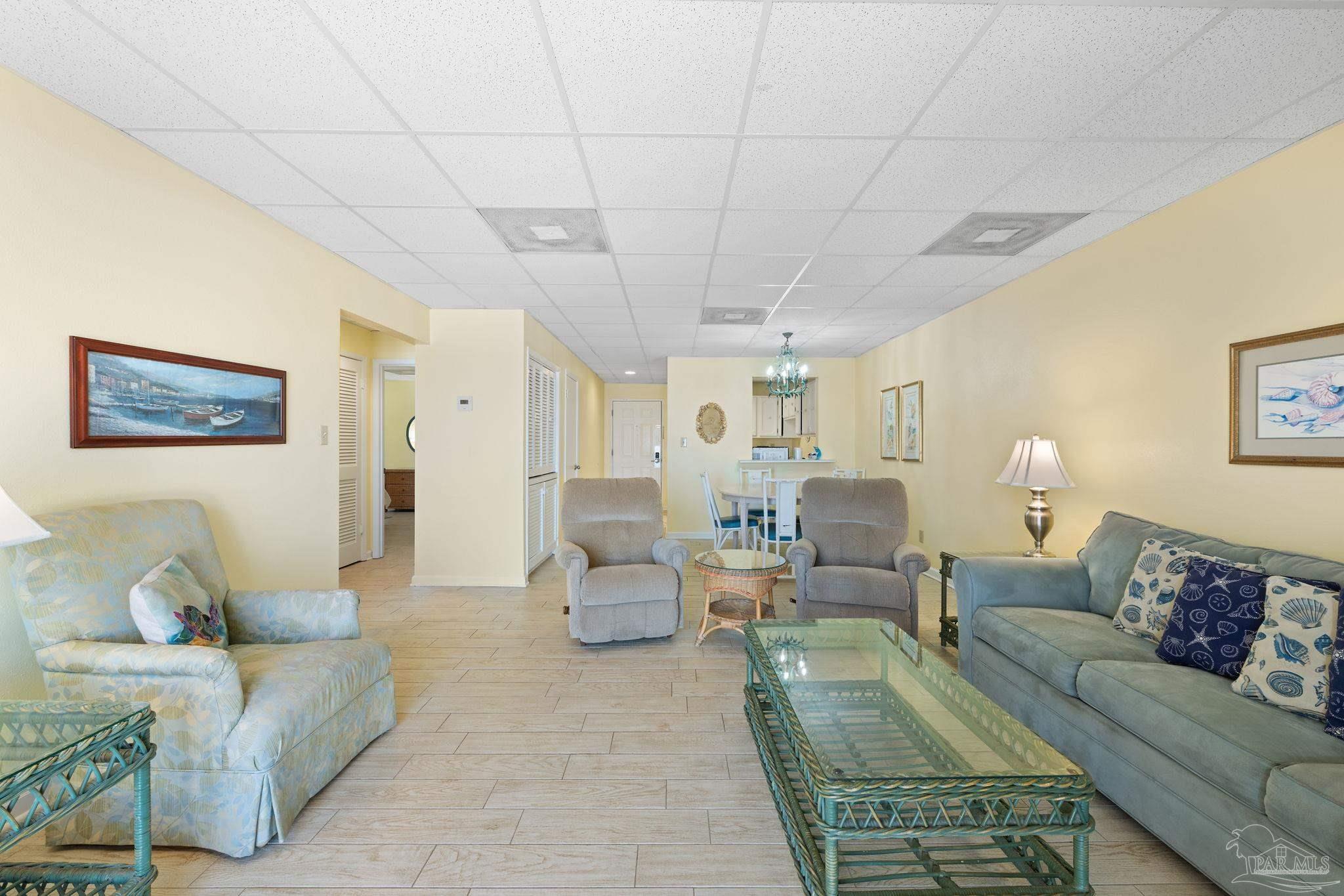 999 Ft Pickens Rd # 108